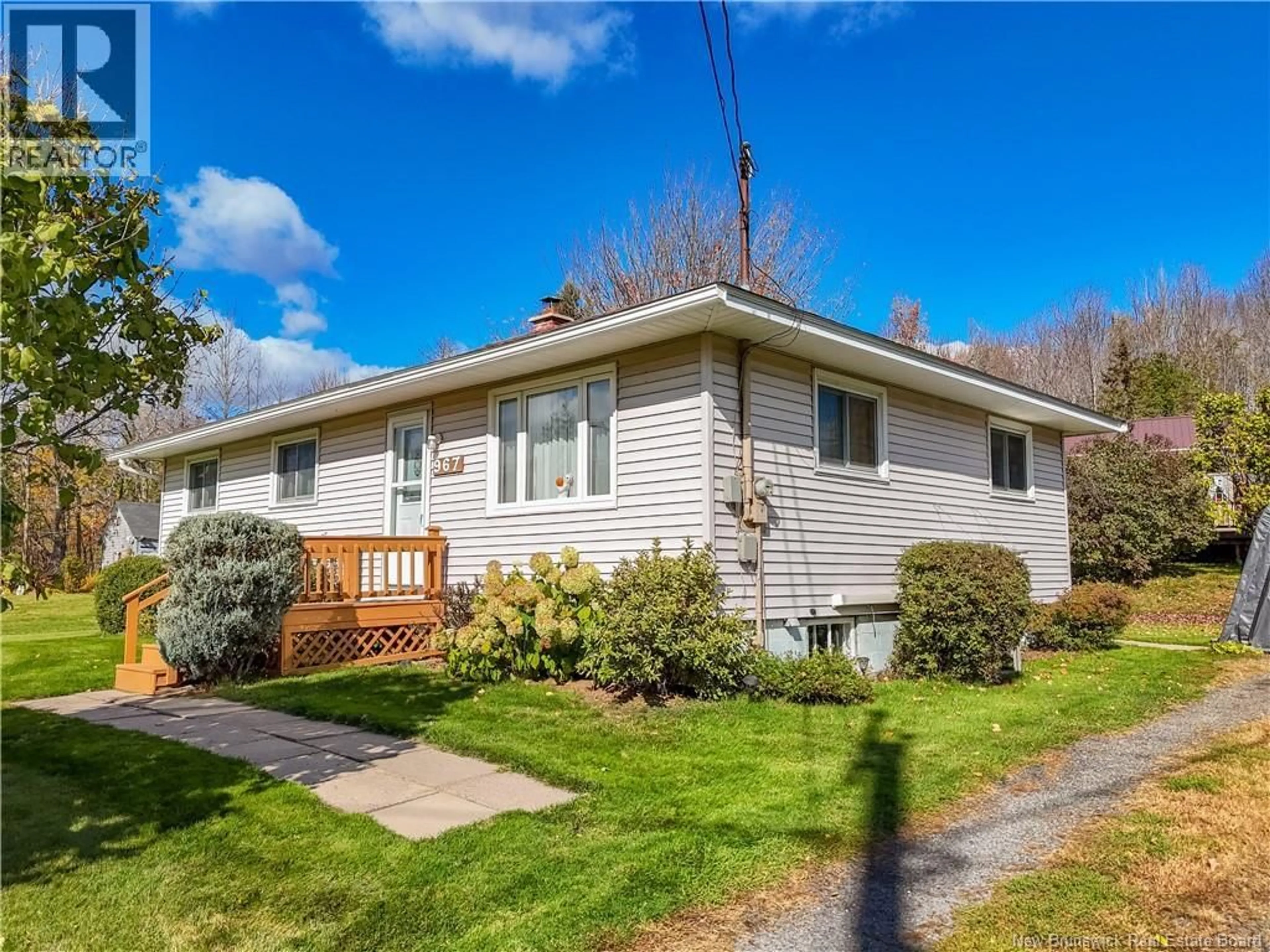Home with vinyl exterior material, street for 967 CLEMENTS DRIVE, Fredericton New Brunswick E3G7J3