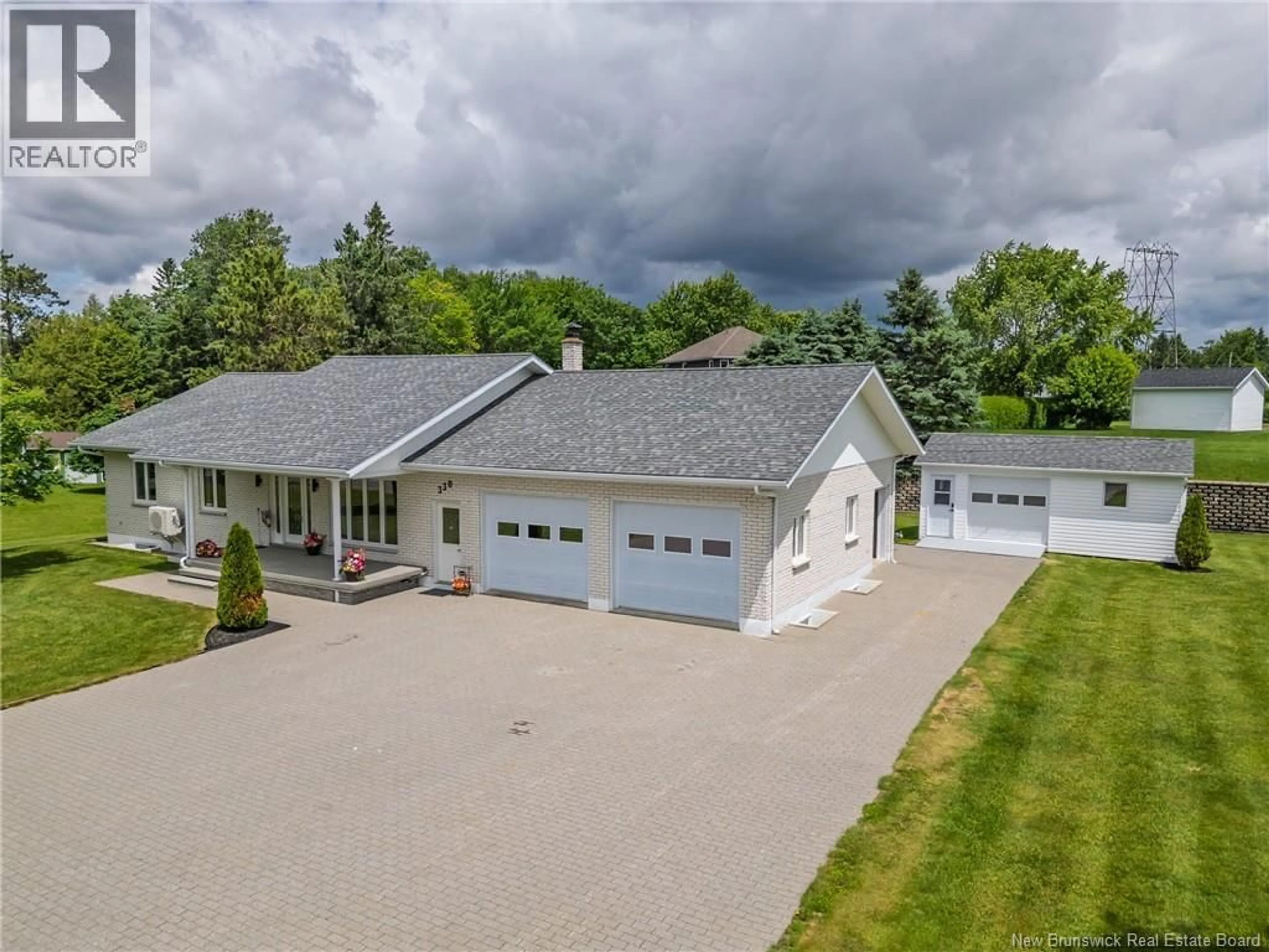 A pic from outside/outdoor area/front of a property/back of a property/a pic from drone, unknown for 330 GUAY STREET, Grand-Sault/Grand Falls New Brunswick E3Y1E4