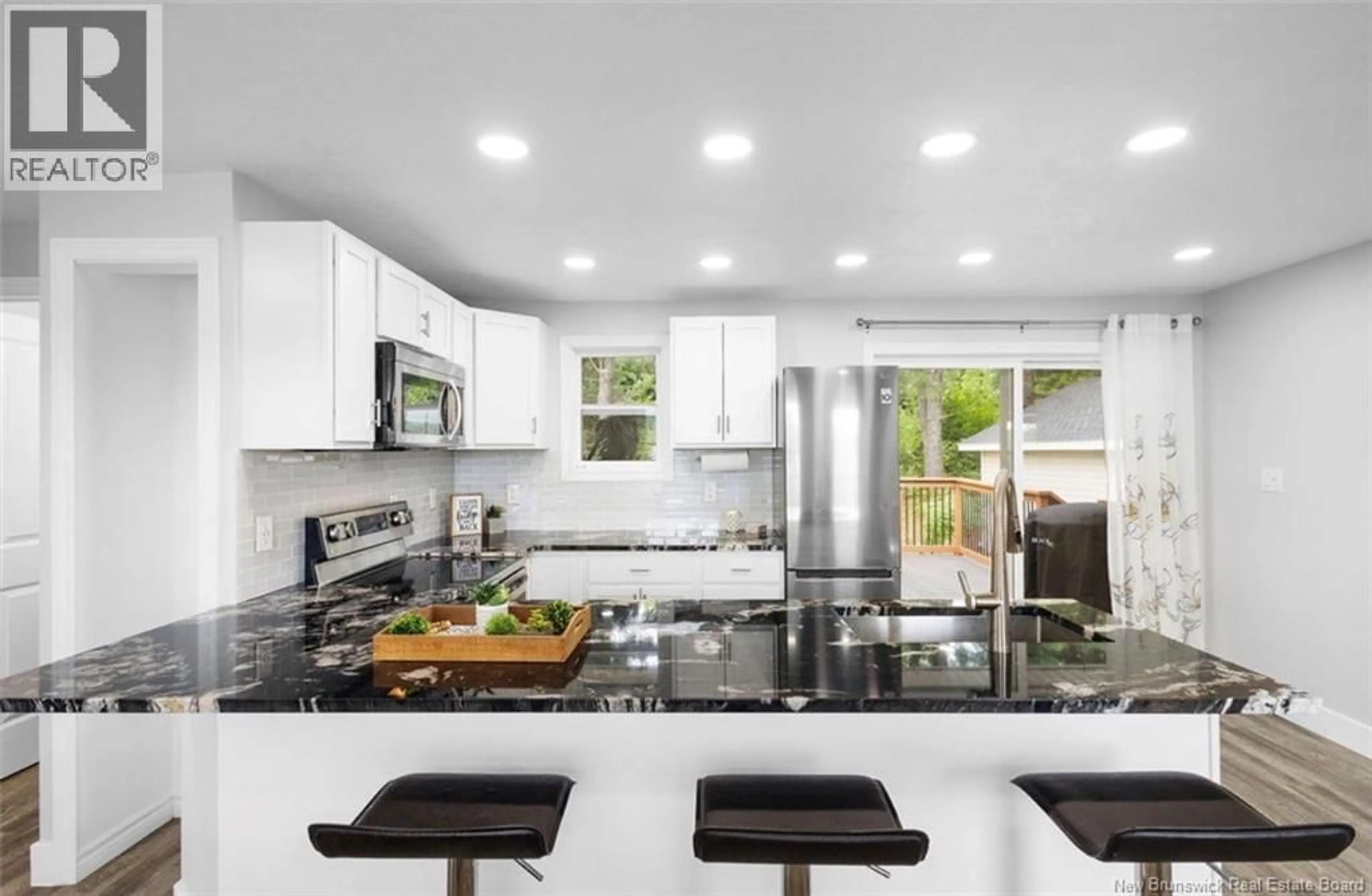 Contemporary kitchen, ceramic/tile floor for 504 ROUTE 425, Strathadam New Brunswick E1V4G8