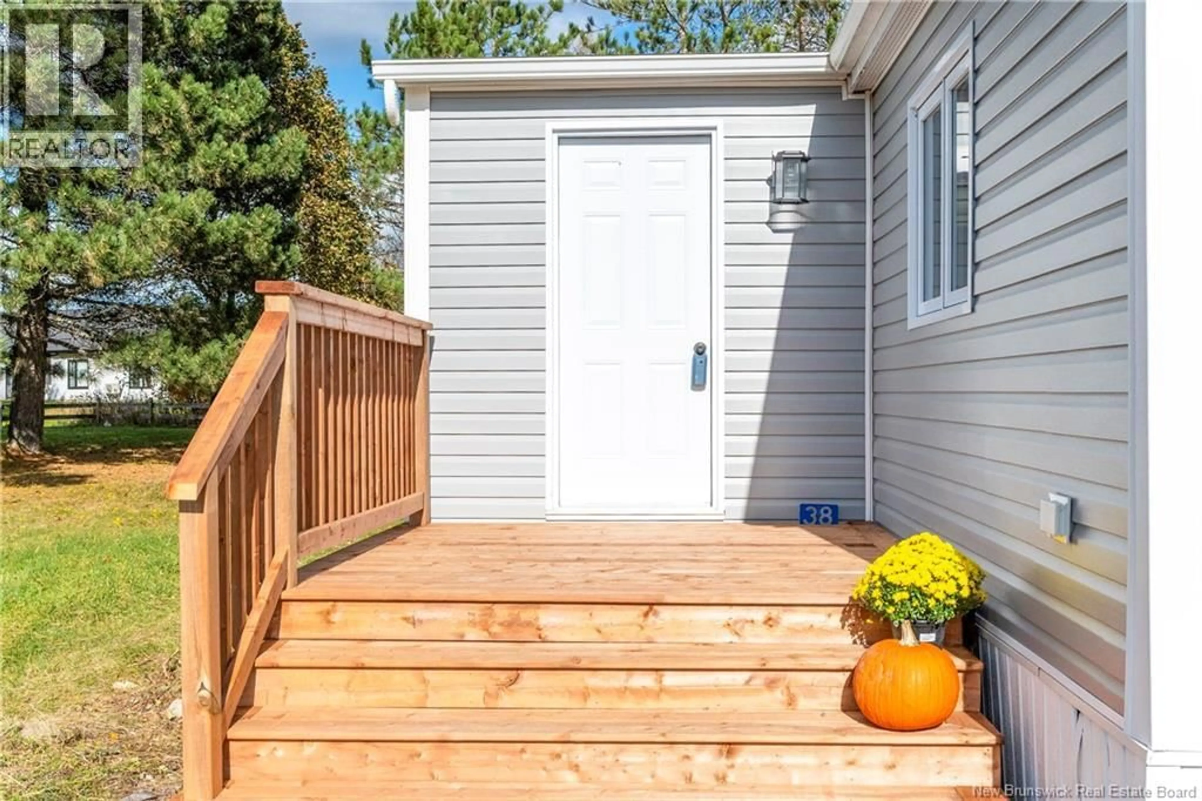 Home with vinyl exterior material, street for 38 COPAIN STREET, Richibucto New Brunswick E4W3X7