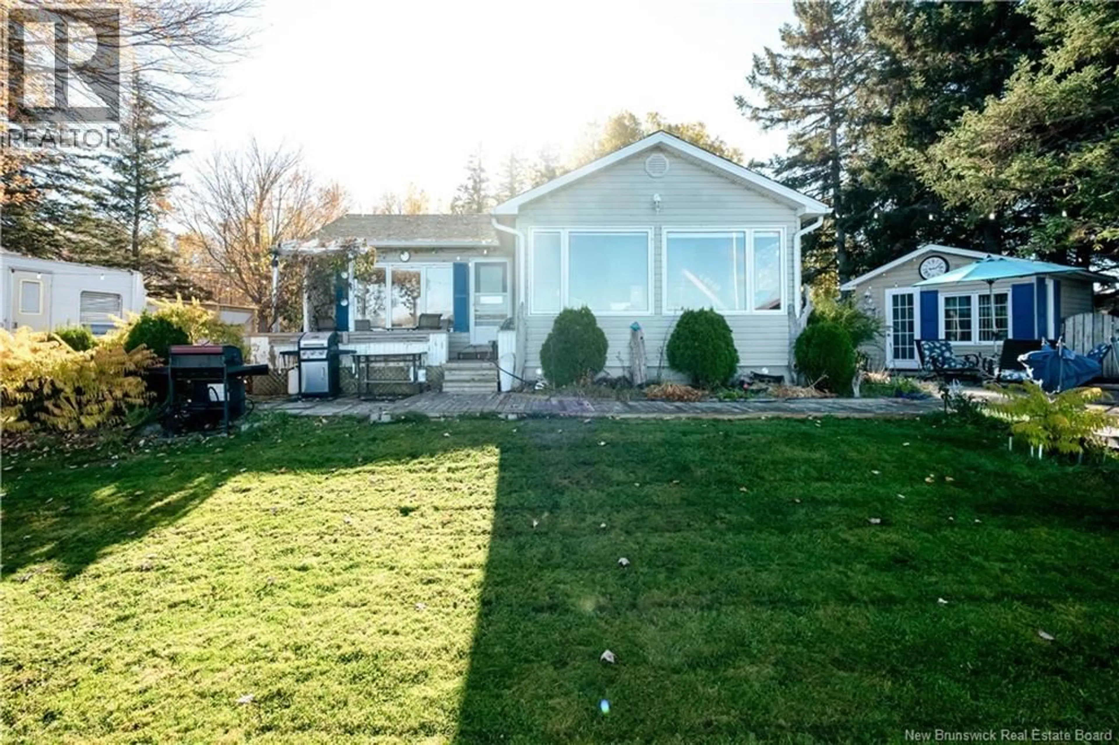 Home with vinyl exterior material, street for 40 AU BORD DE L'EAU ROAD, Notre-Dame New Brunswick E4V1S8