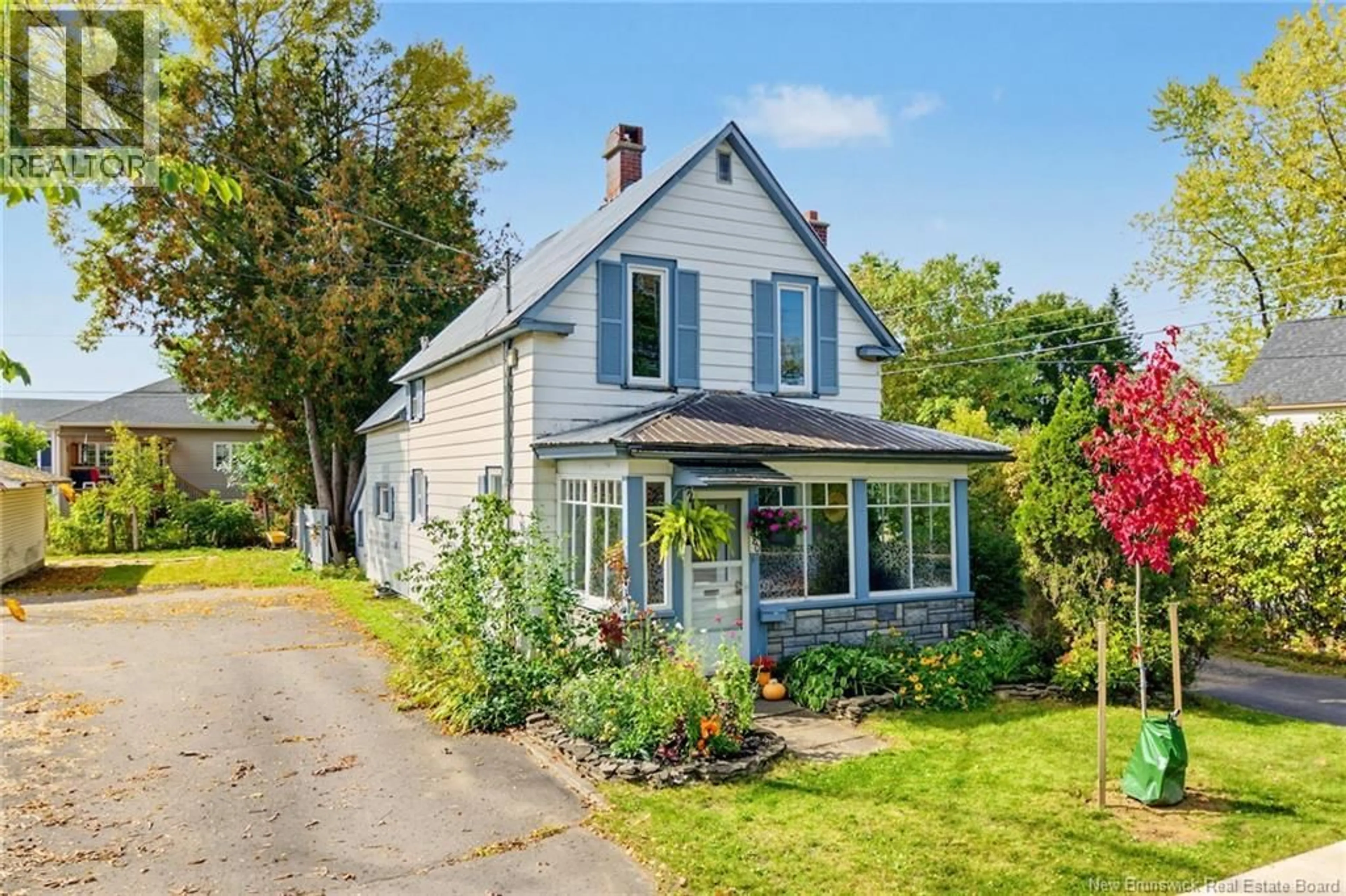 Home with vinyl exterior material, street for 880 BARKER STREET, Fredericton New Brunswick E3A3K6