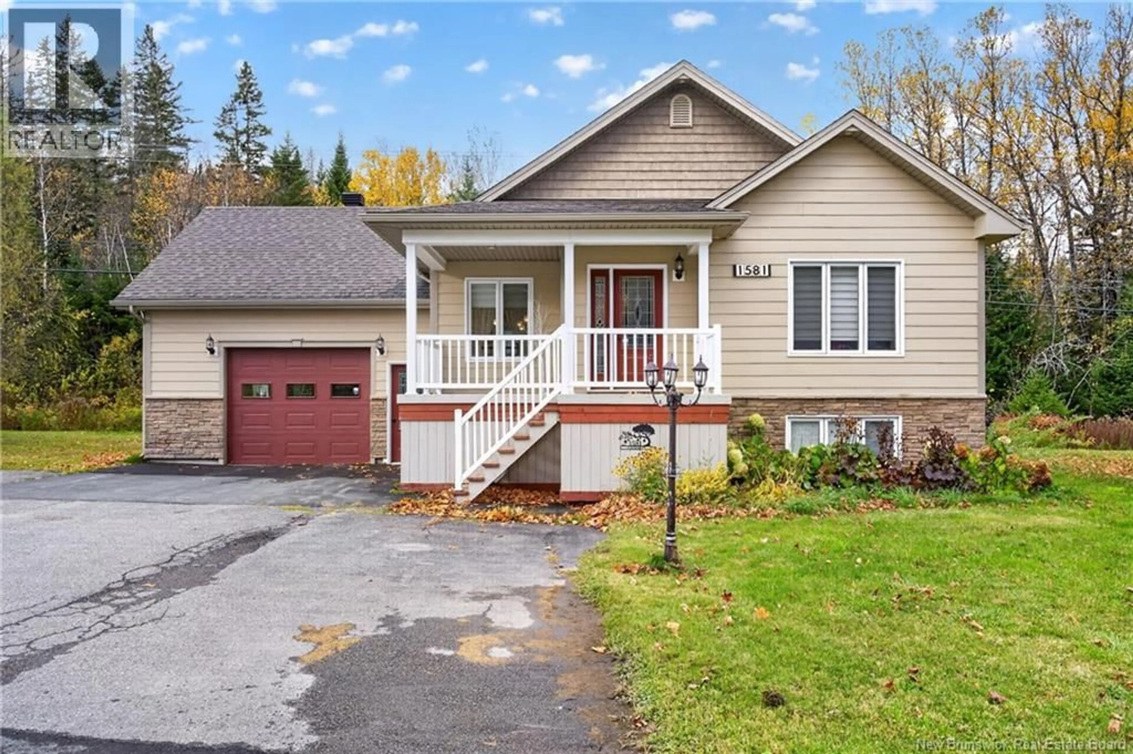 Home with vinyl exterior material, street for 1581 VAL-D'AMOUR CHEMIN, Val-D'amour New Brunswick E3N5M7