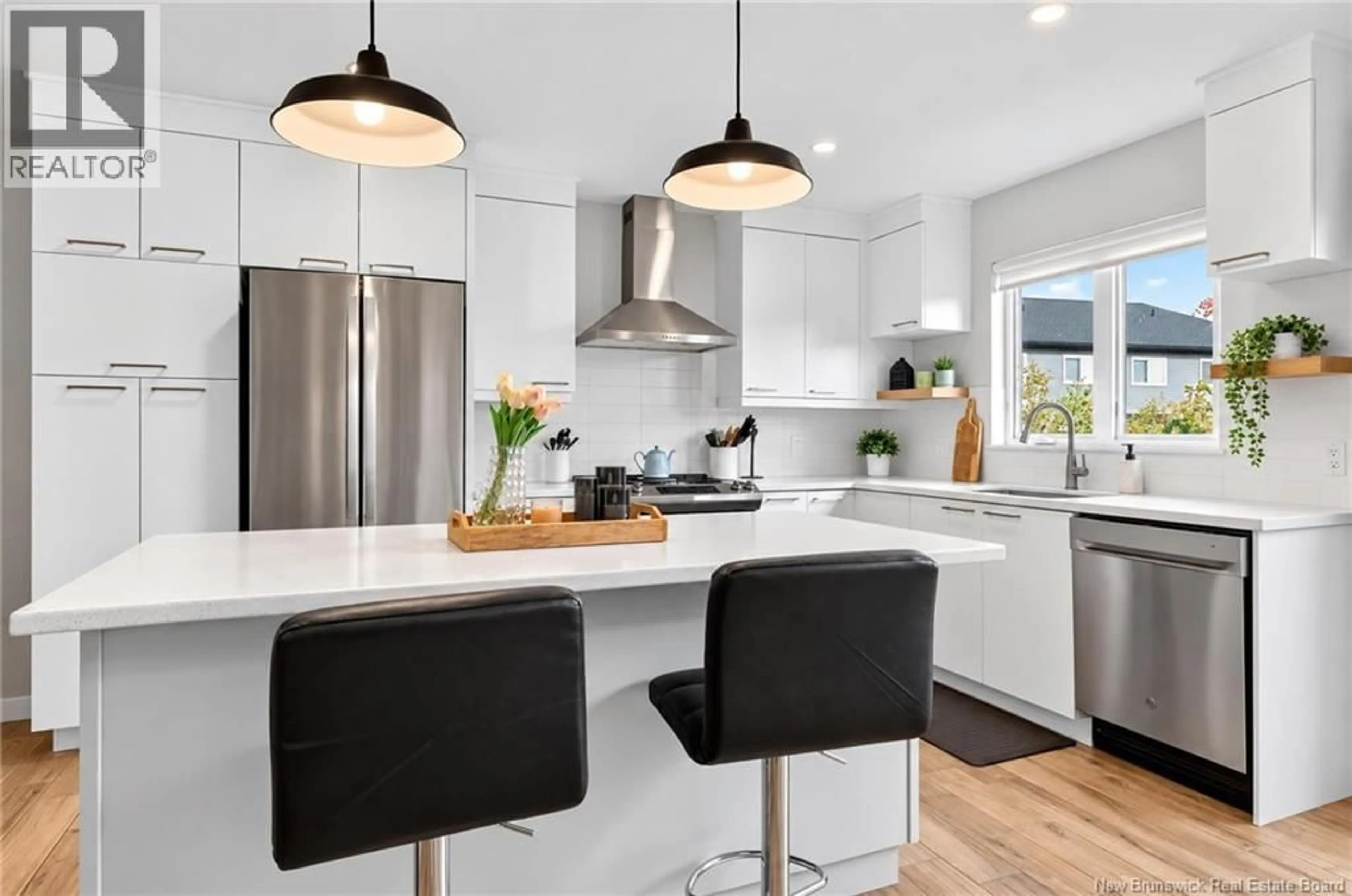 Contemporary kitchen, unknown for 60 AIME STREET, Dieppe New Brunswick E1A9X8