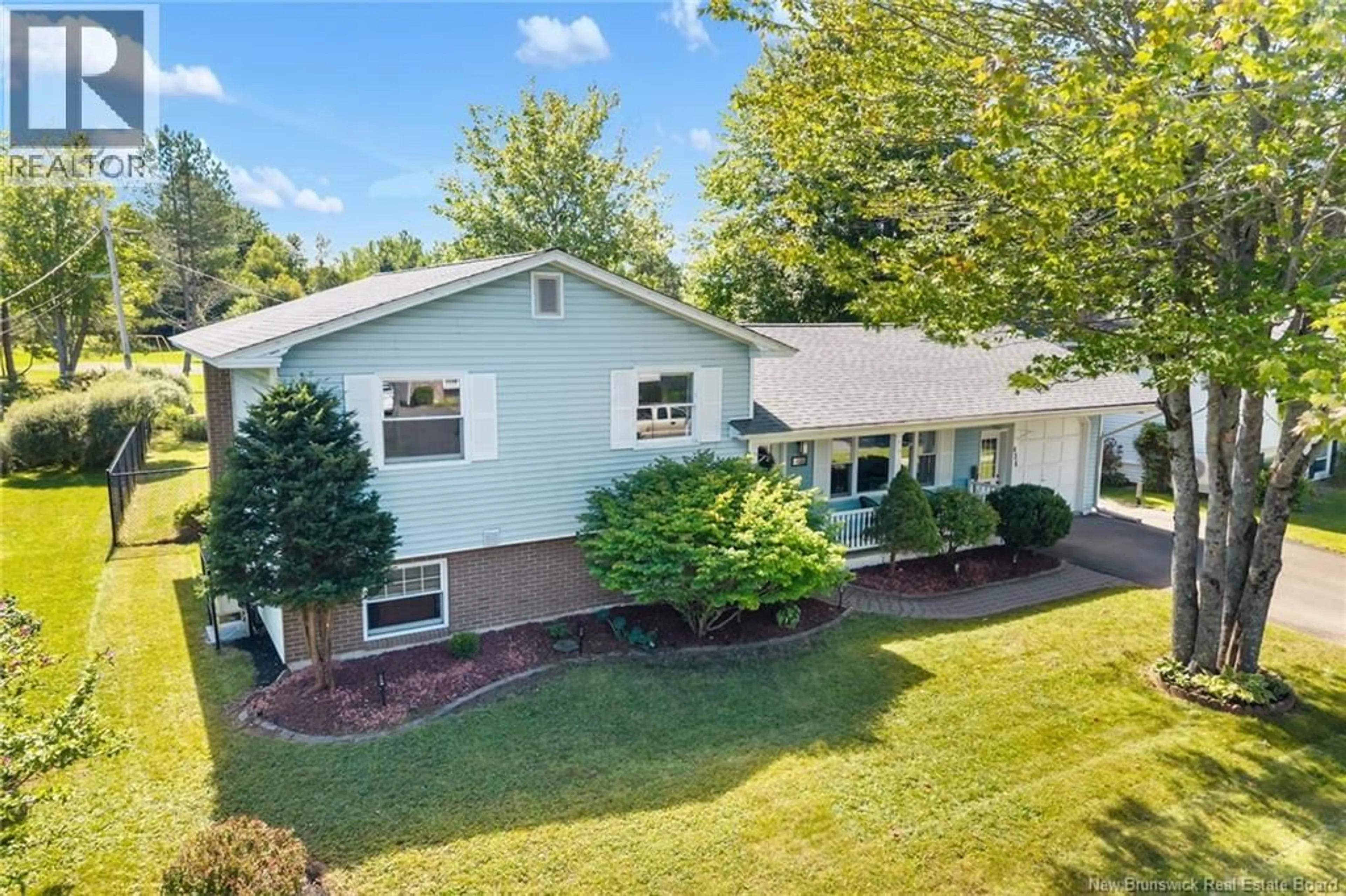 Home with vinyl exterior material, unknown for 436 CHERRY AVENUE, Fredericton New Brunswick E3A5L3