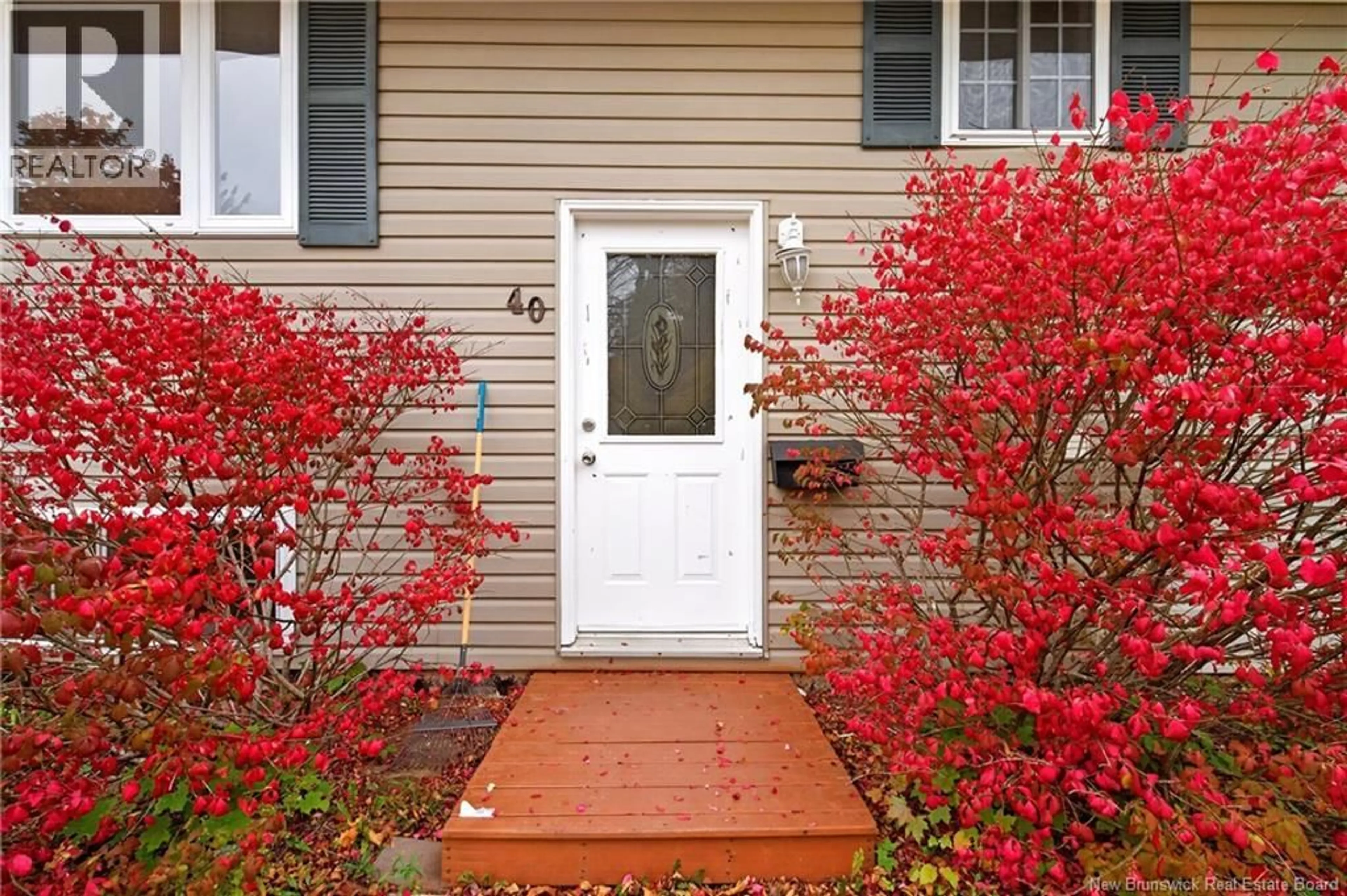 Unknown for 40 AYRES STREET, Fredericton New Brunswick E3B5K7