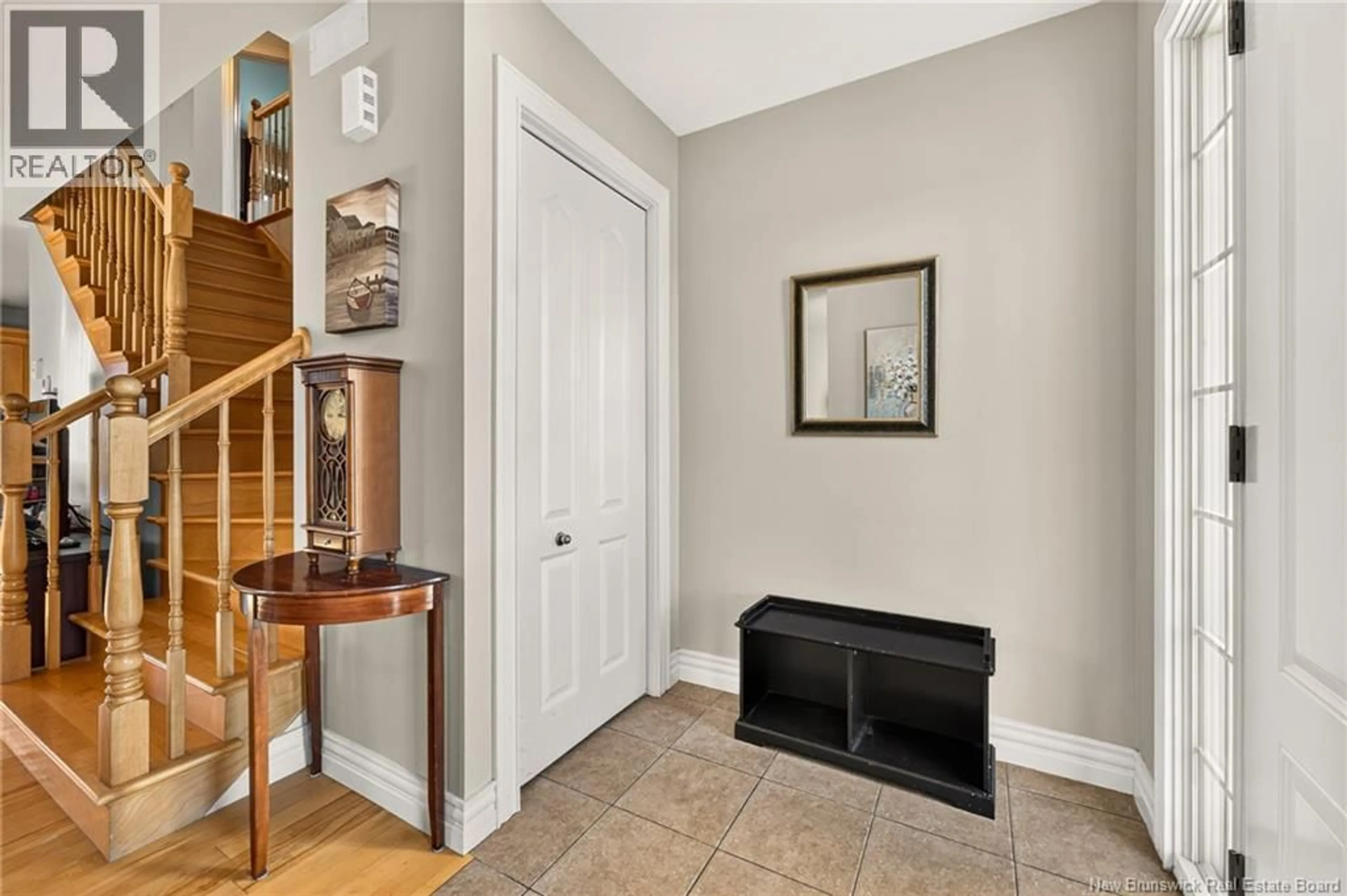 Indoor entryway for 63 RICHARD STREET, Dieppe New Brunswick E1A0J9