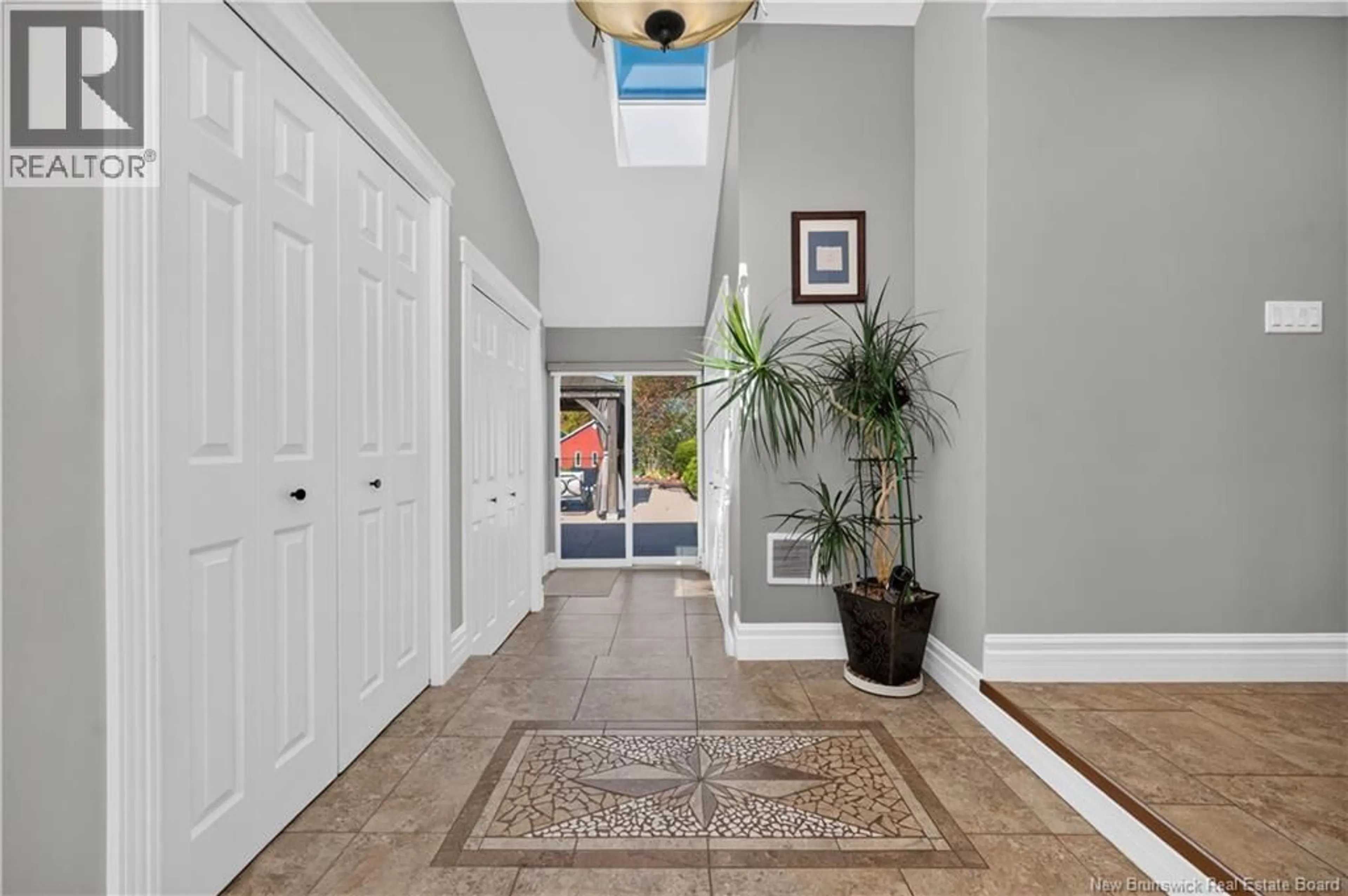 Indoor entryway for 194 TROIS-RUISSEAUX, Cap-Pelé New Brunswick E4N2C1