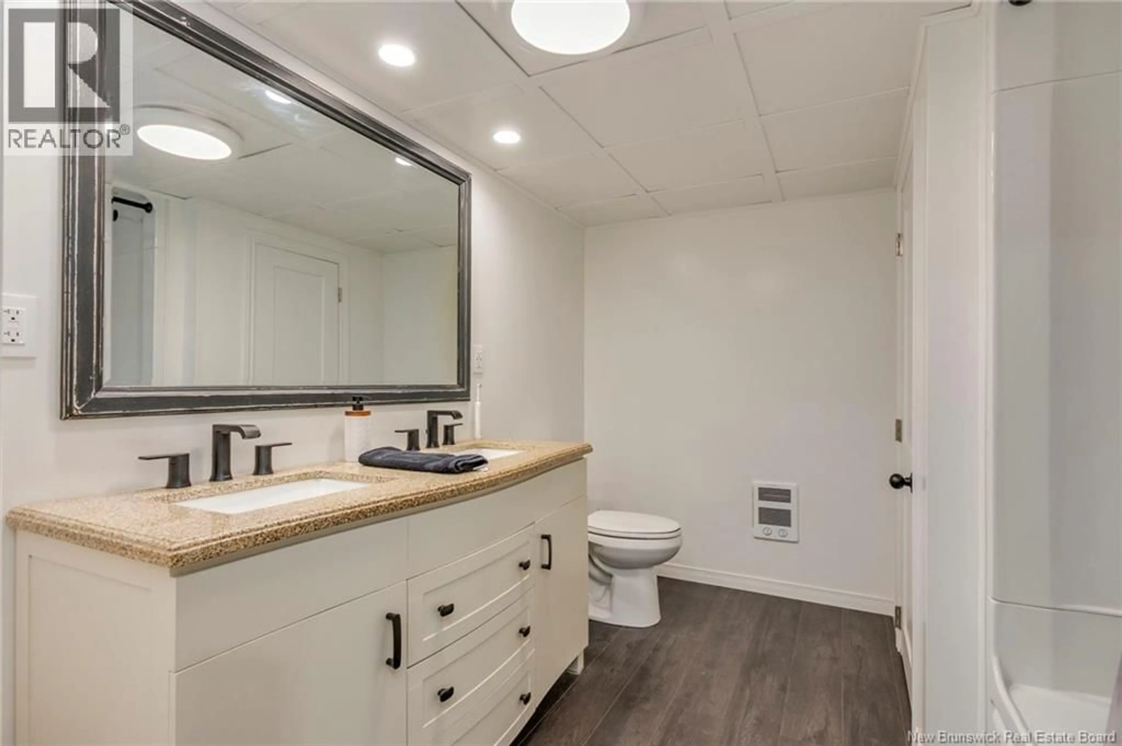 Standard bathroom, ceramic/tile floor for 64 NECK ROAD, Quispamsis New Brunswick E2G1J5