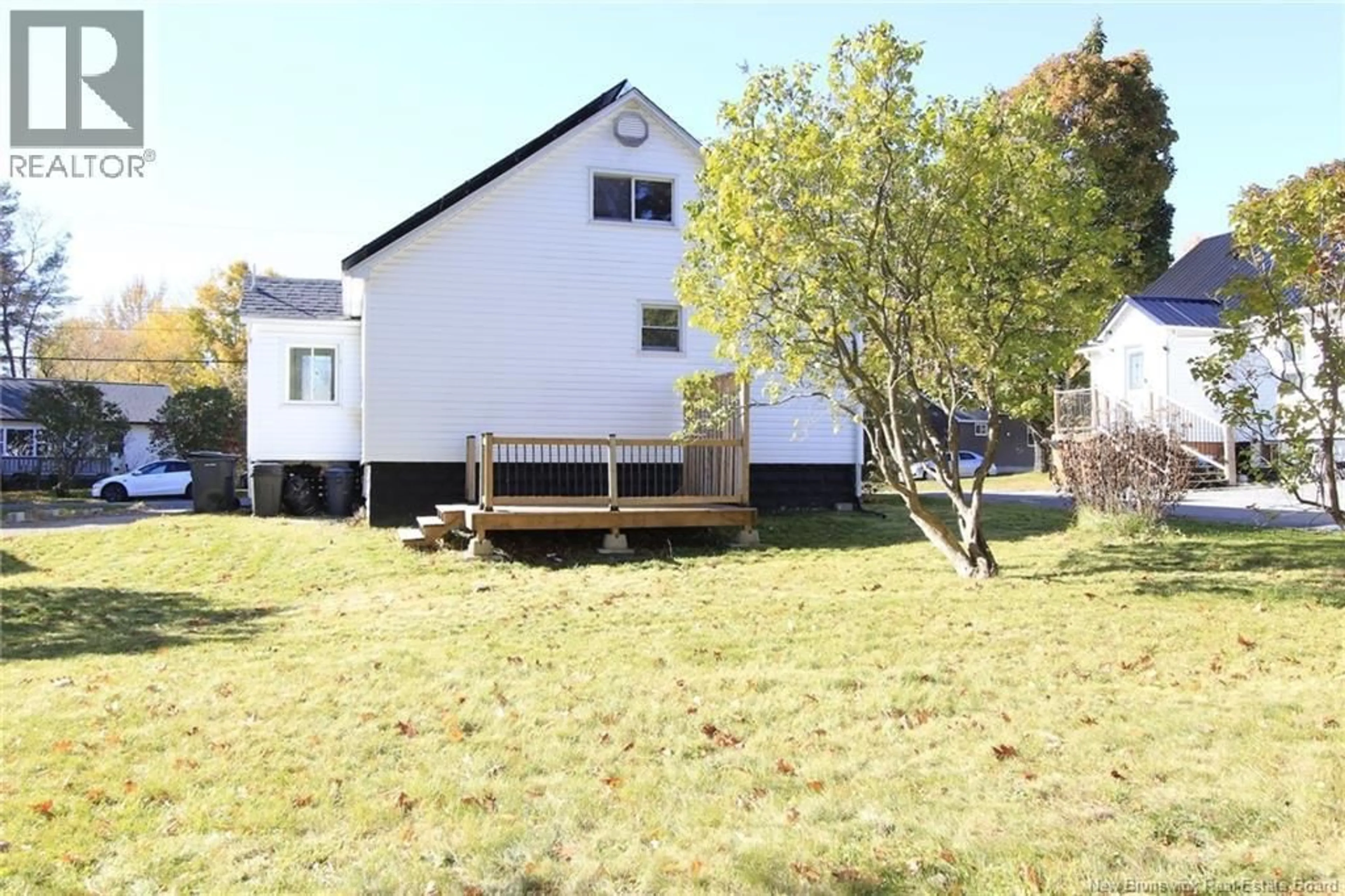A pic from outside/outdoor area/front of a property/back of a property/a pic from drone, unknown for 203 MCNEILL AVENUE, Fredericton New Brunswick E3A1J5