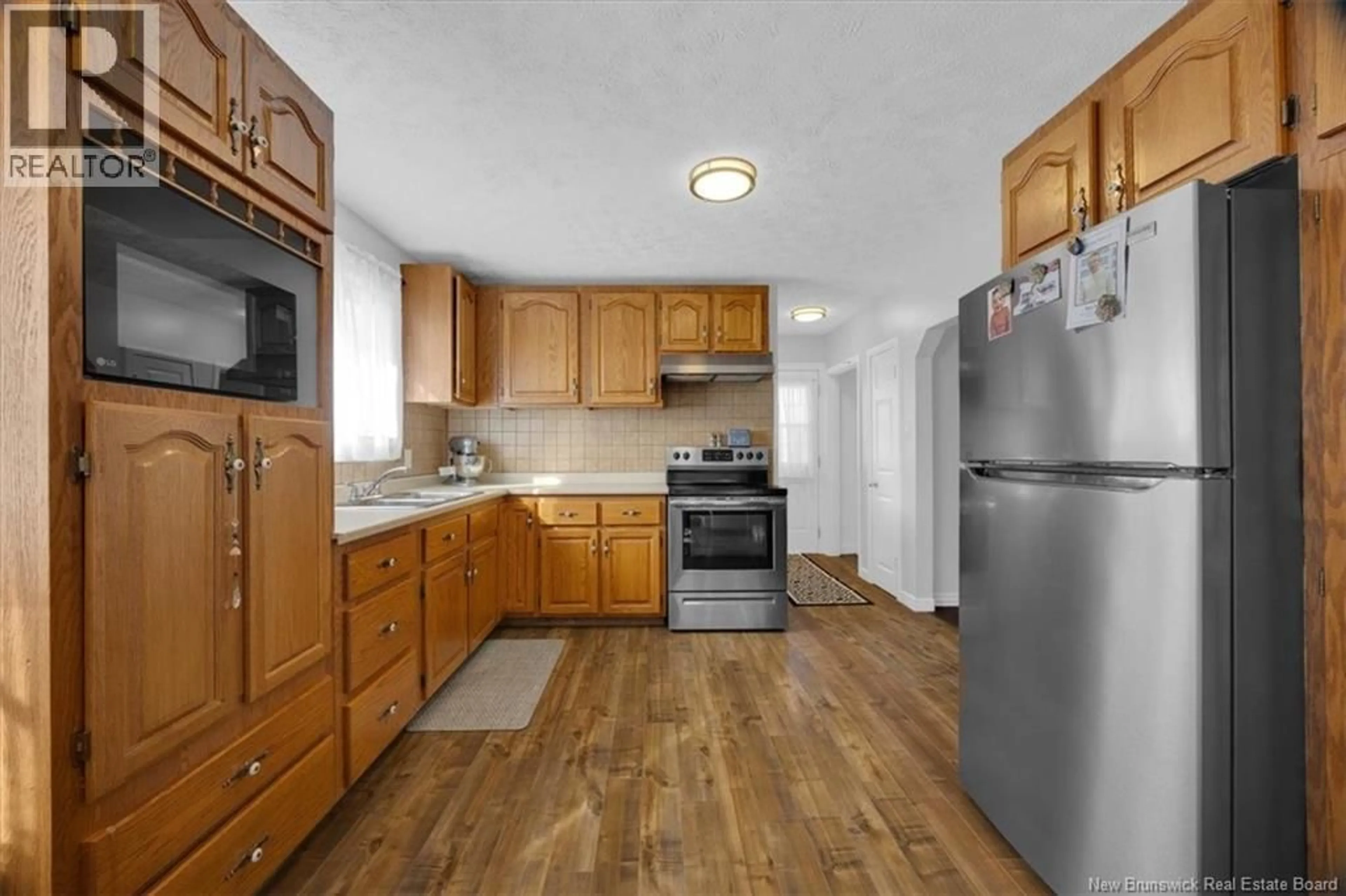 Standard kitchen, unknown for 105 PARKS STREET EXTENSION, Saint John New Brunswick E2K2S6
