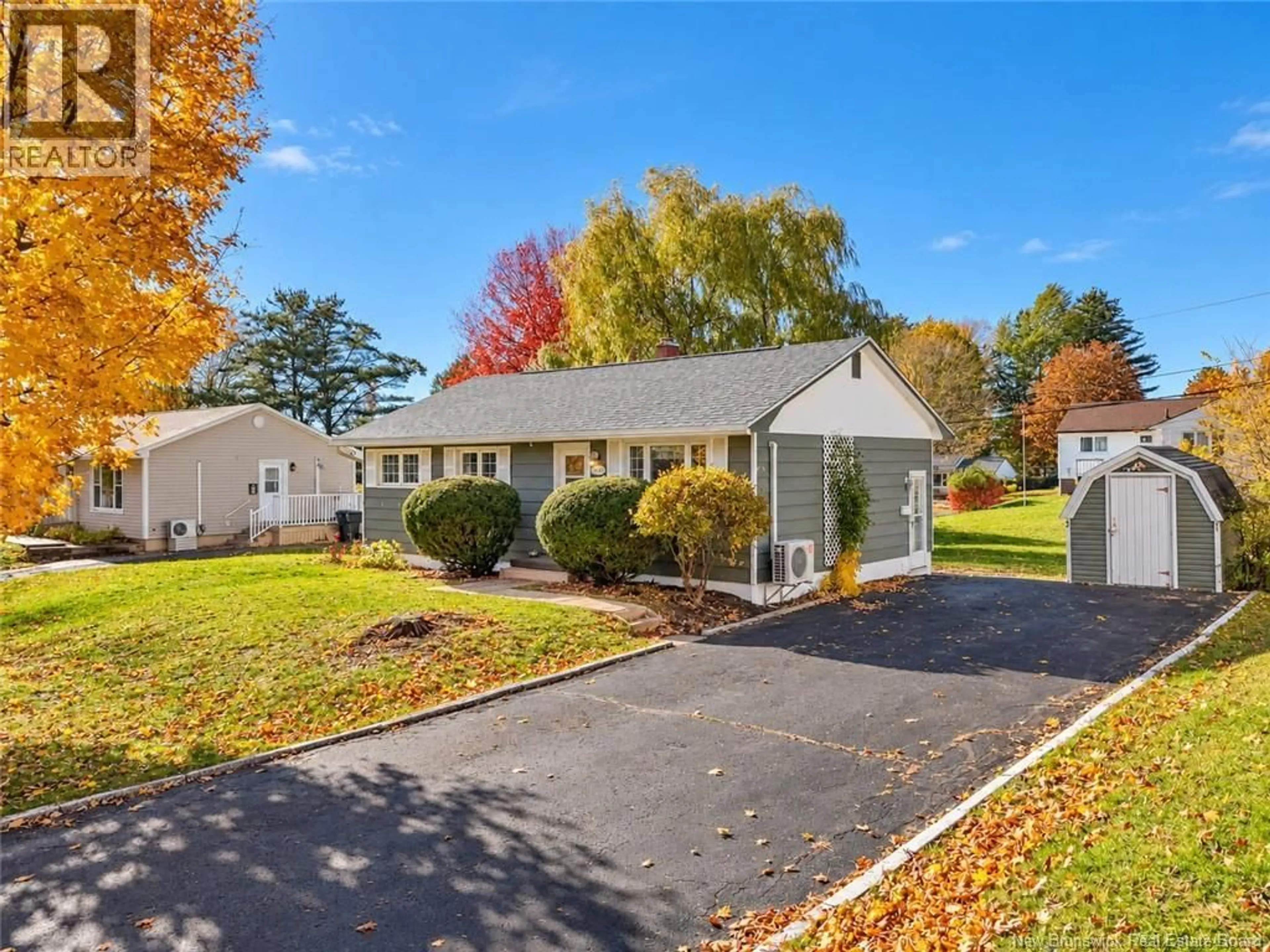 Home with vinyl exterior material, street for 109 OAK AVENUE, Fredericton New Brunswick E3A2E6