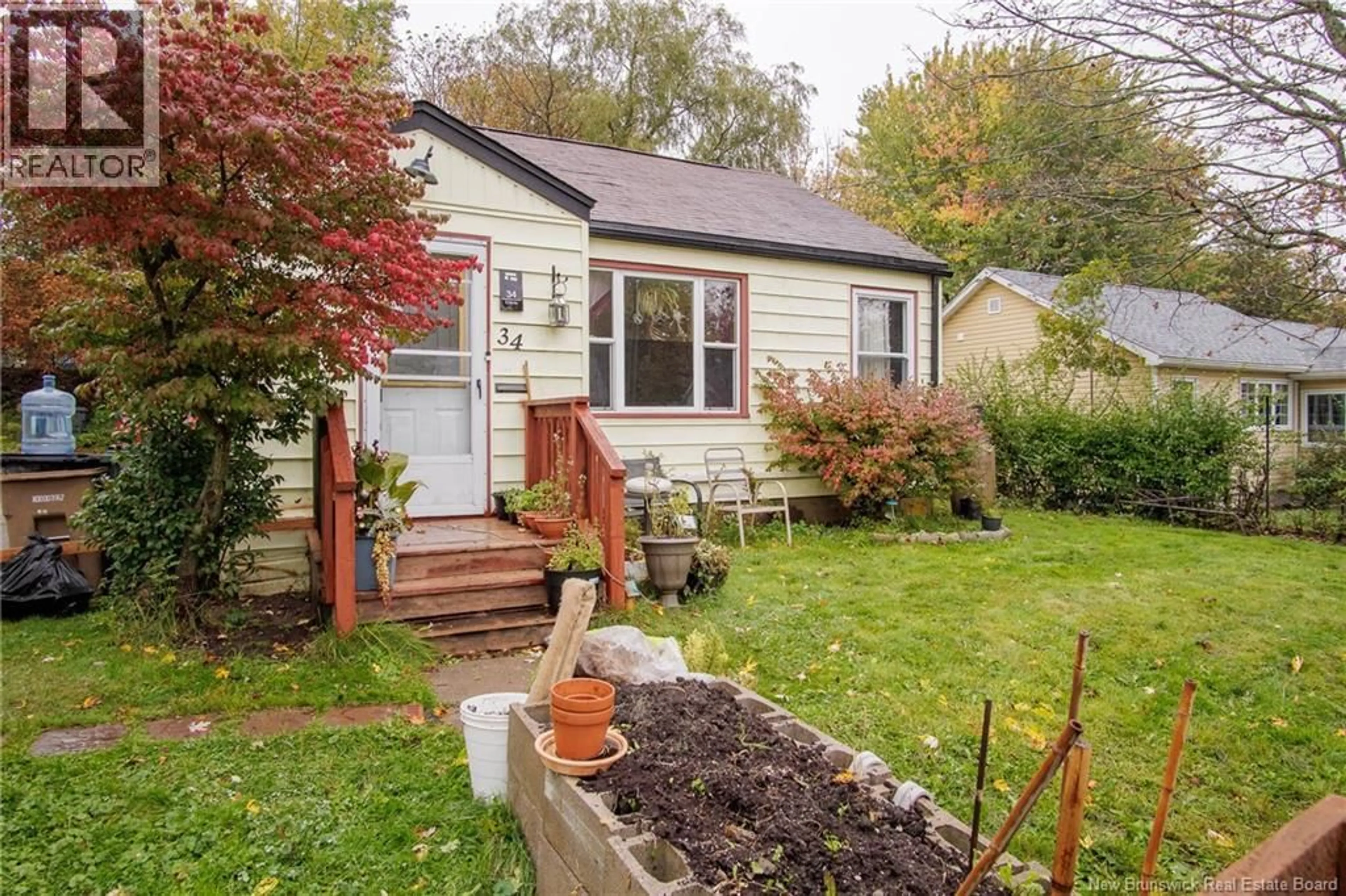 Patio, street for 34 CURRIE AVENUE, Saint John New Brunswick E2K3A8