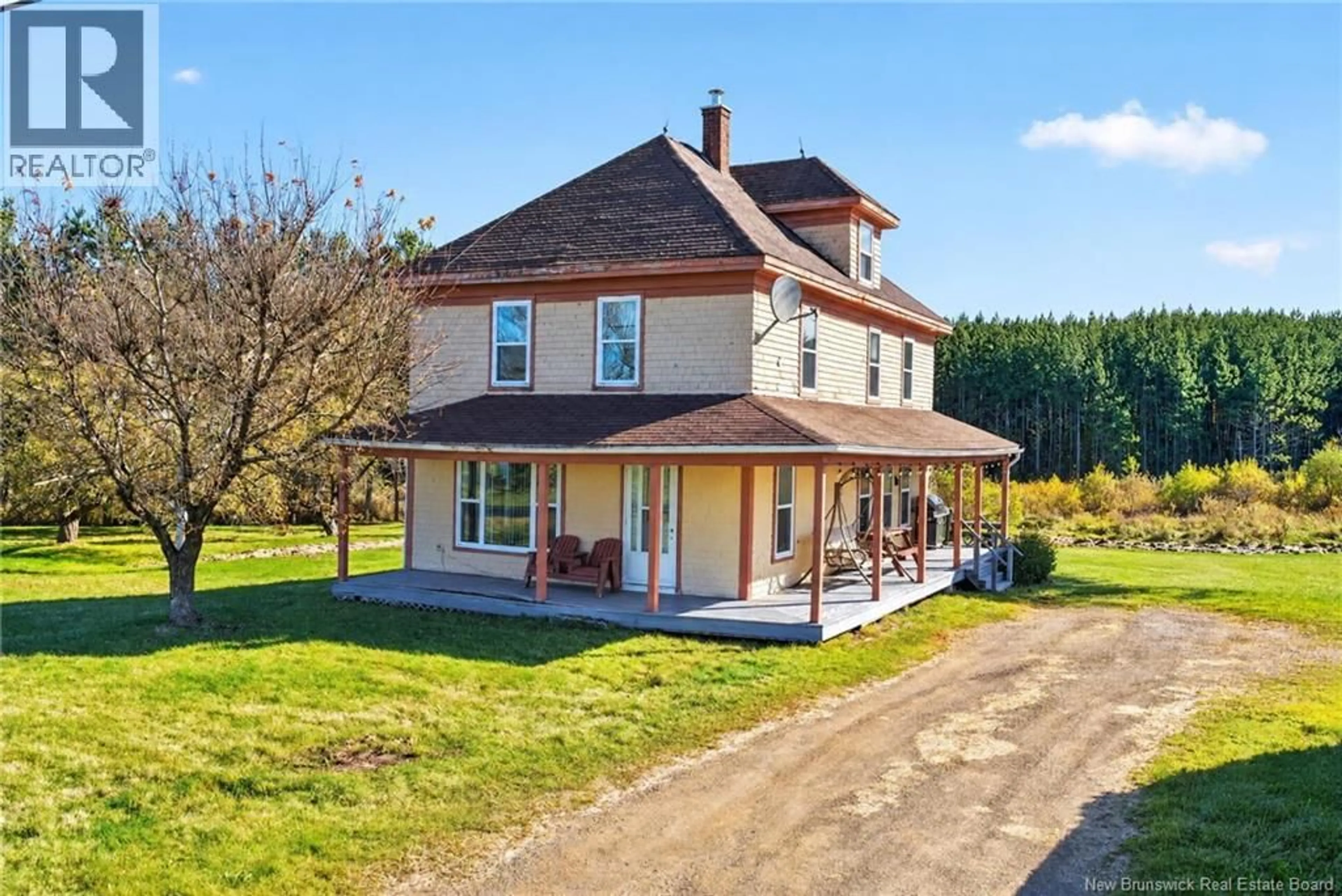 A pic from outside/outdoor area/front of a property/back of a property/a pic from drone, building for 1958 RTE 485, Saint-Paul New Brunswick E4T3M8