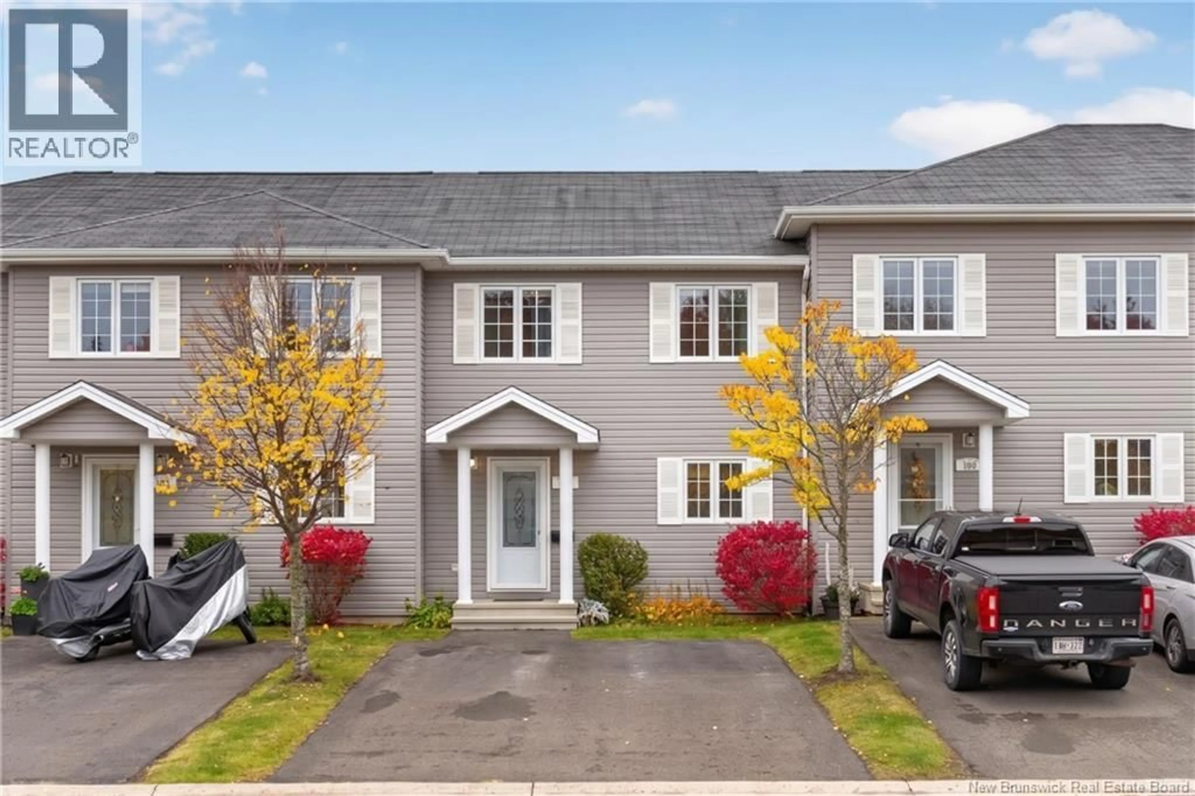 Home with vinyl exterior material, street for 165 DAMIEN, Dieppe New Brunswick E1A0G2