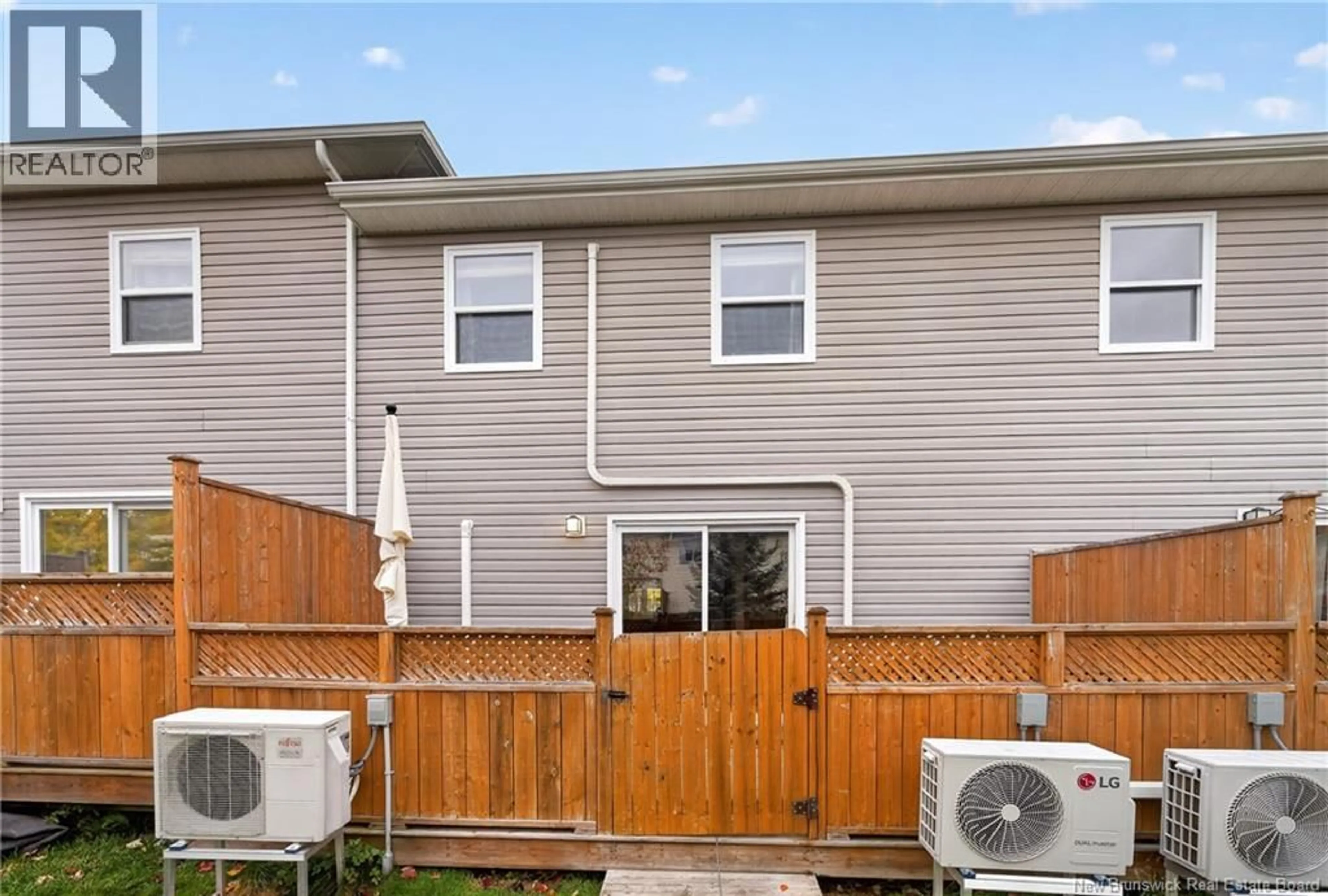 Patio, street for 165 DAMIEN, Dieppe New Brunswick E1A0G2