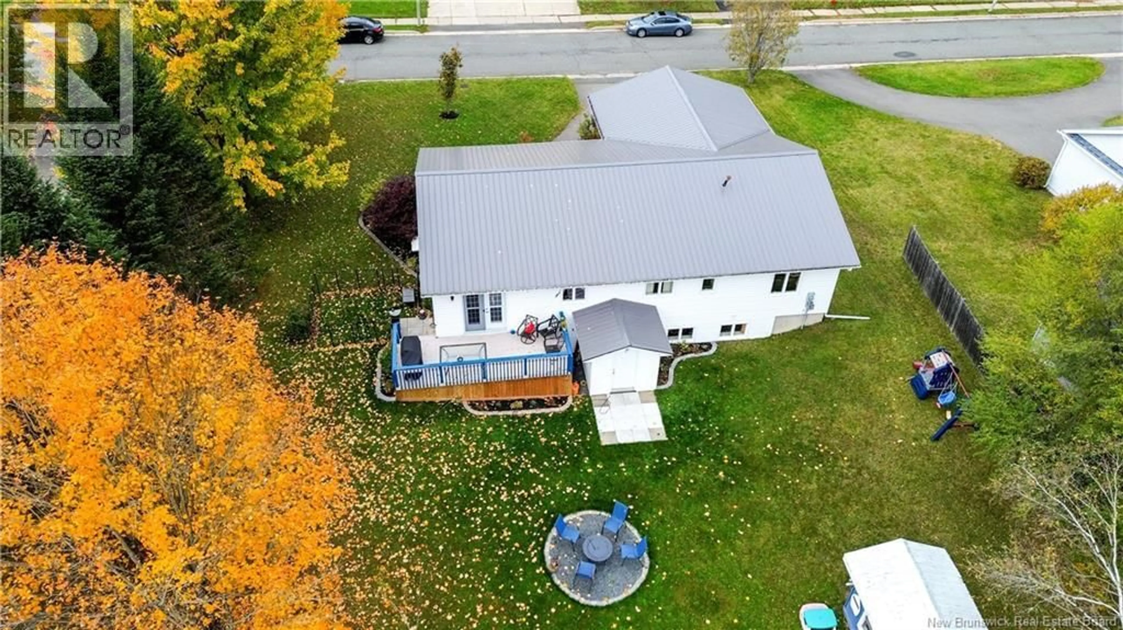 A pic from outside/outdoor area/front of a property/back of a property/a pic from drone, building for 34 DOYLE STREET, Nackawic New Brunswick E6G1E5