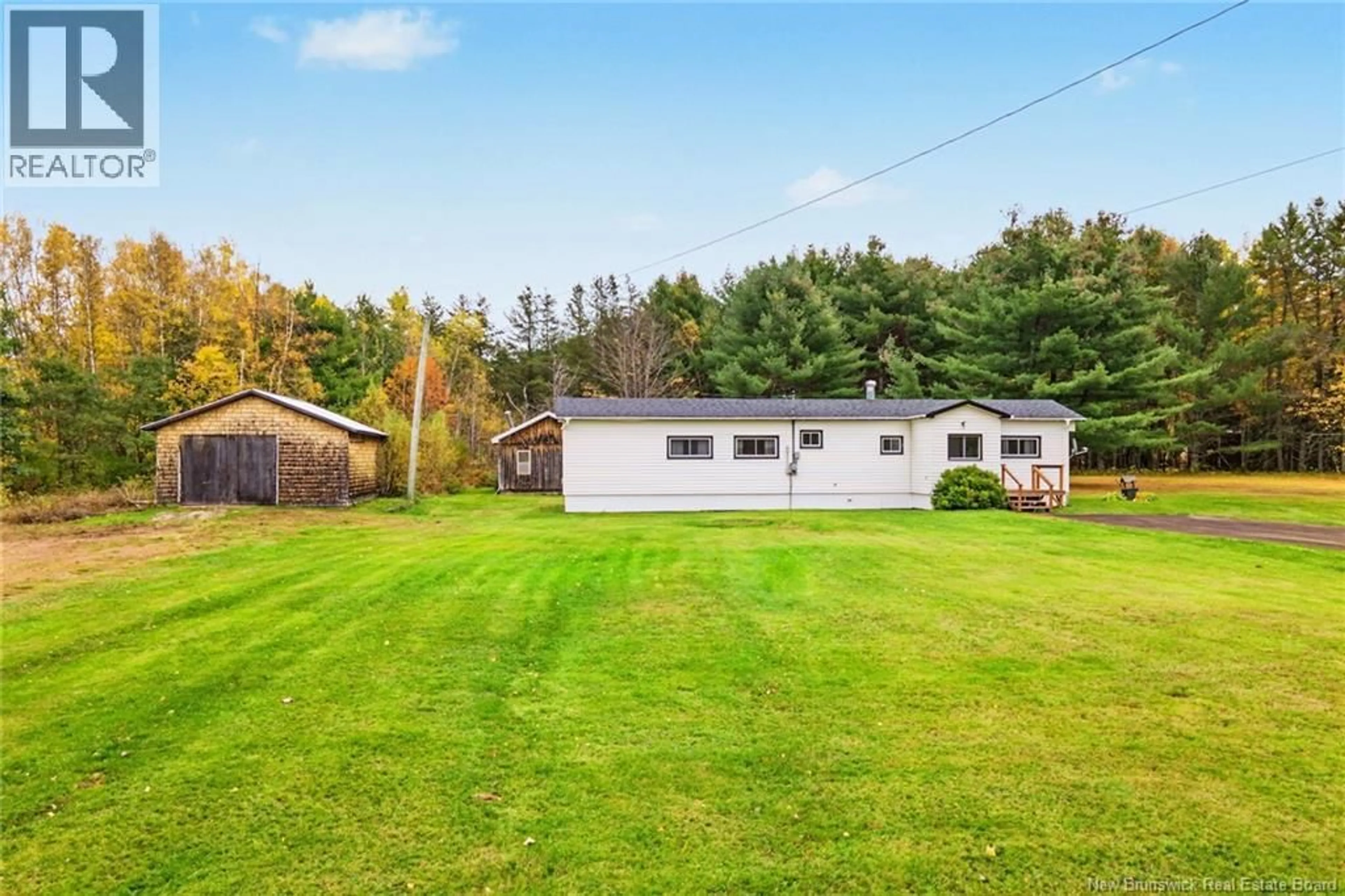 A pic from outside/outdoor area/front of a property/back of a property/a pic from drone, unknown for 1480 PLEASANT DRIVE, Minto New Brunswick E4B2V9