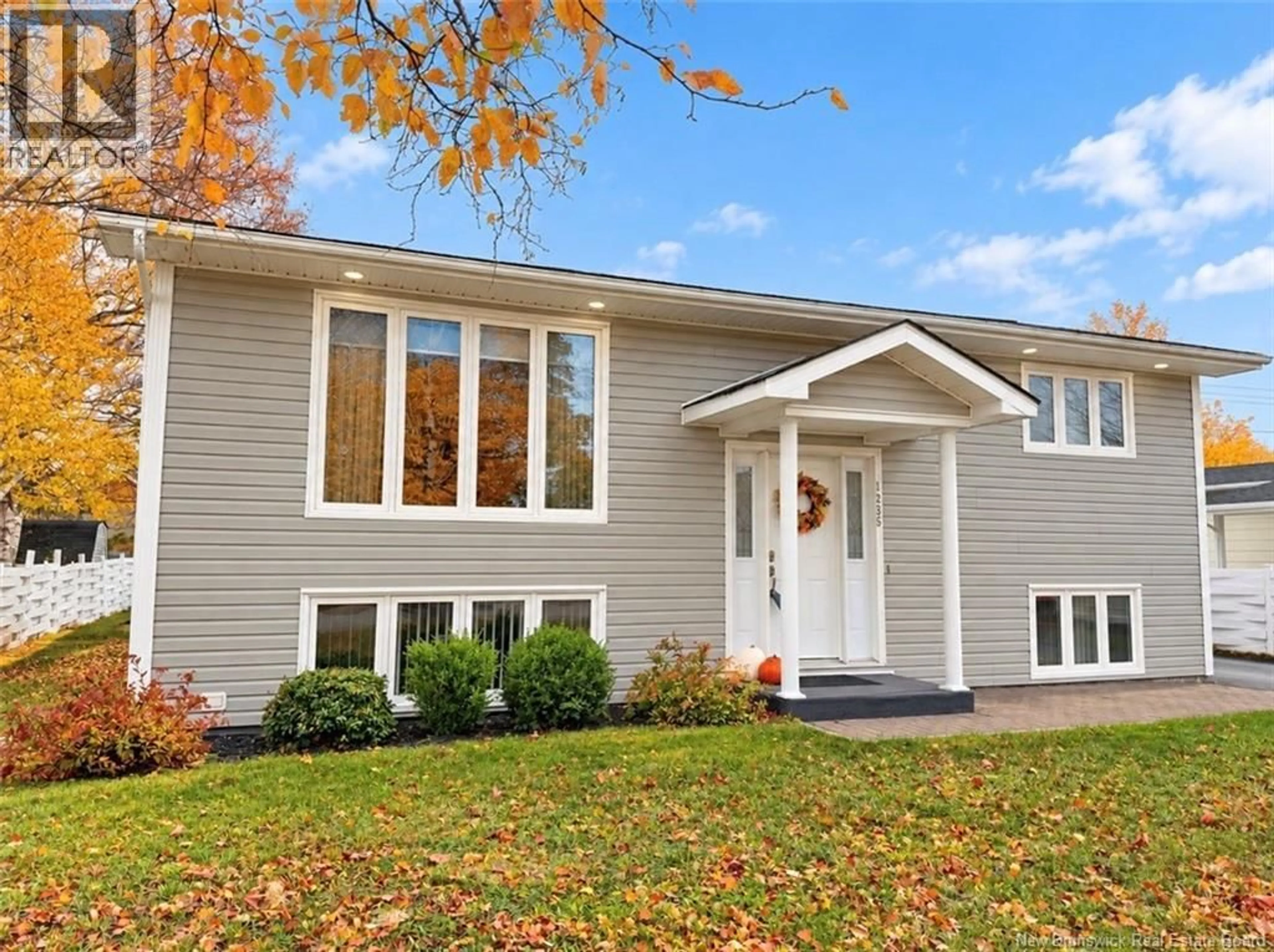 Home with vinyl exterior material, street for 1235 CENTENNIAL, Bathurst New Brunswick E2A4A9