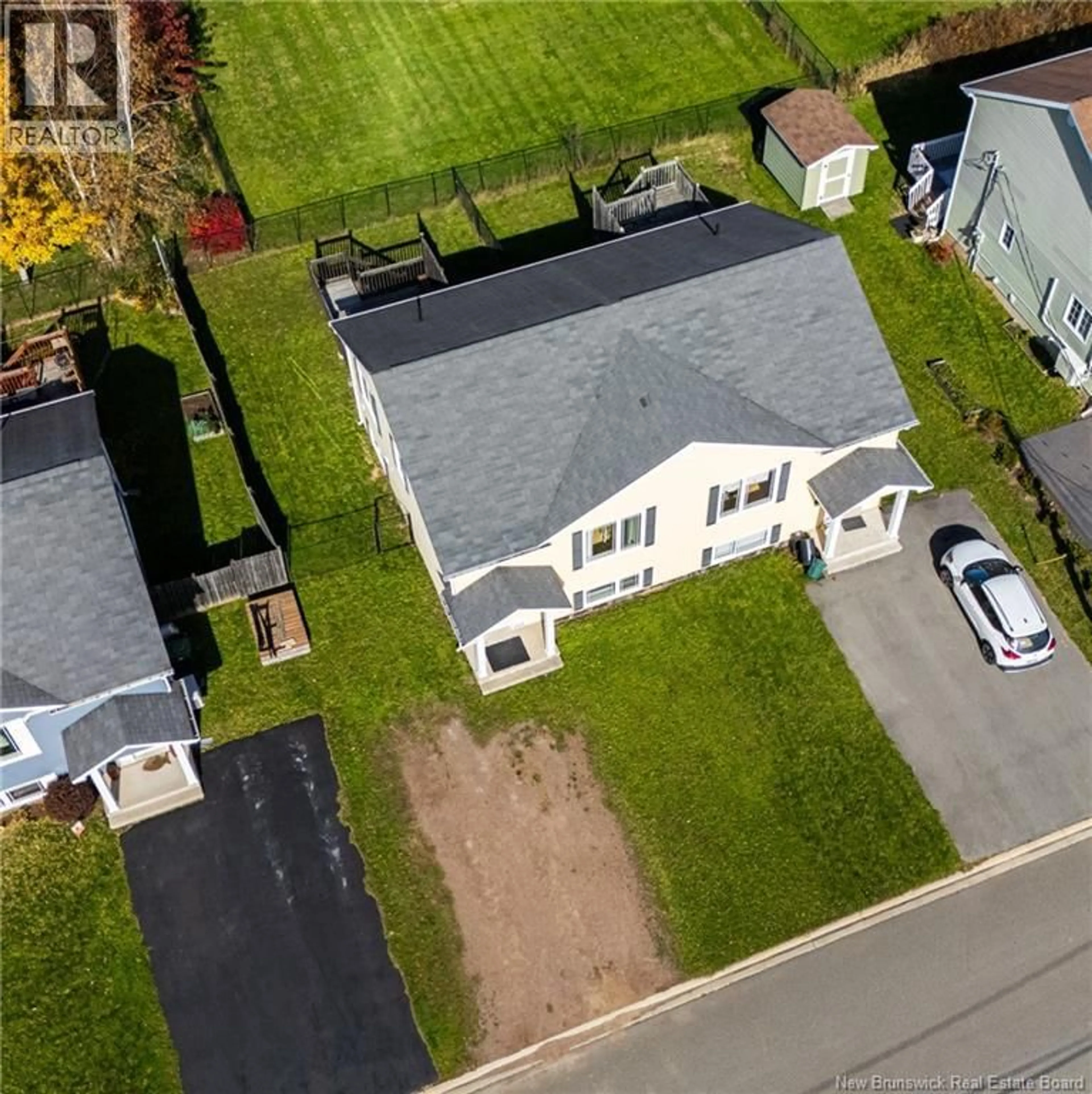 A pic from outside/outdoor area/front of a property/back of a property/a pic from drone, street for 76 BLANCHARD STREET, Dieppe New Brunswick E1A0R7