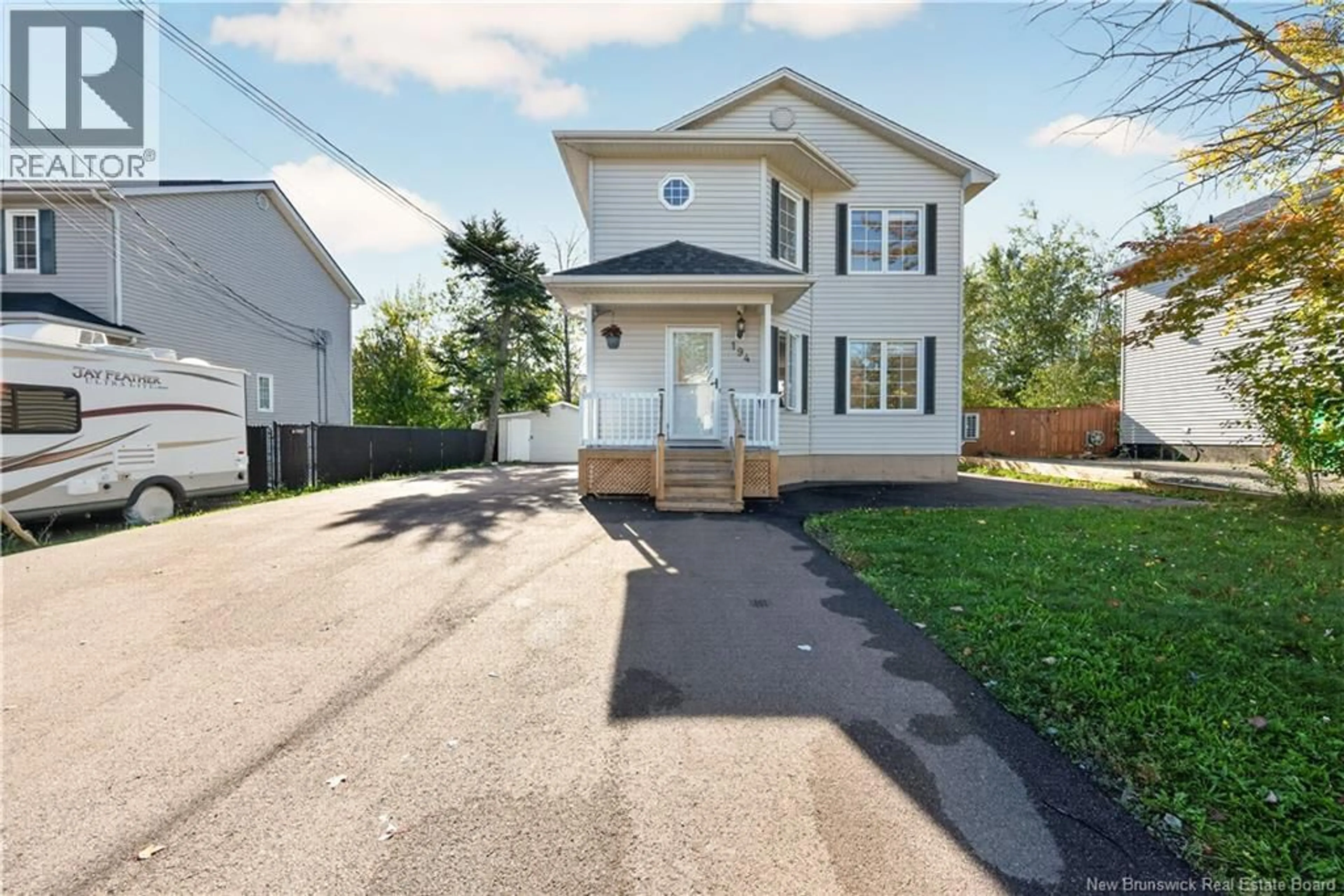 Home with vinyl exterior material, street for 194 RENNICK ROAD, Moncton New Brunswick E1G7Y6
