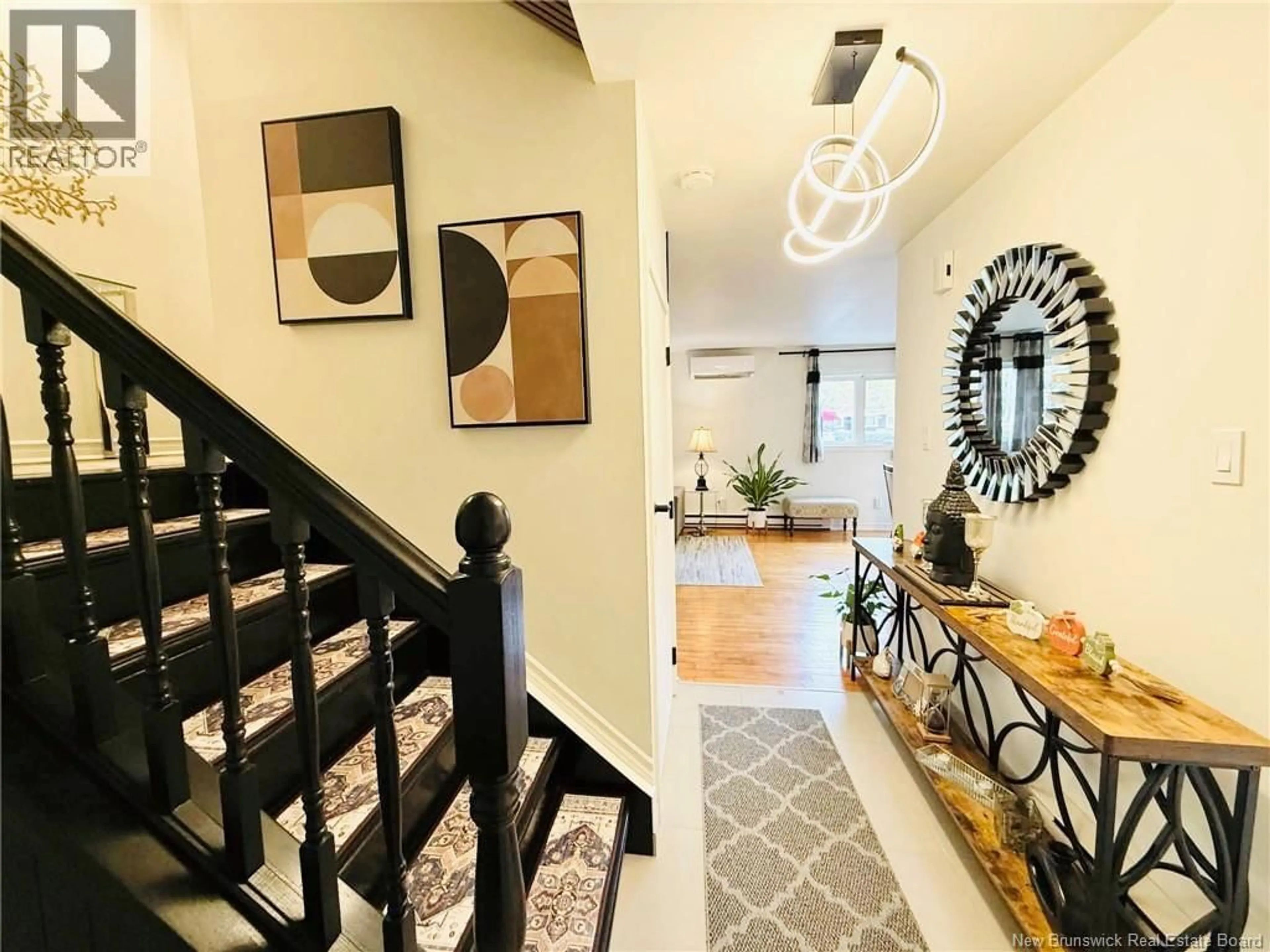 Indoor entryway for 14 WASSON COURT, Saint John New Brunswick E2K2K6