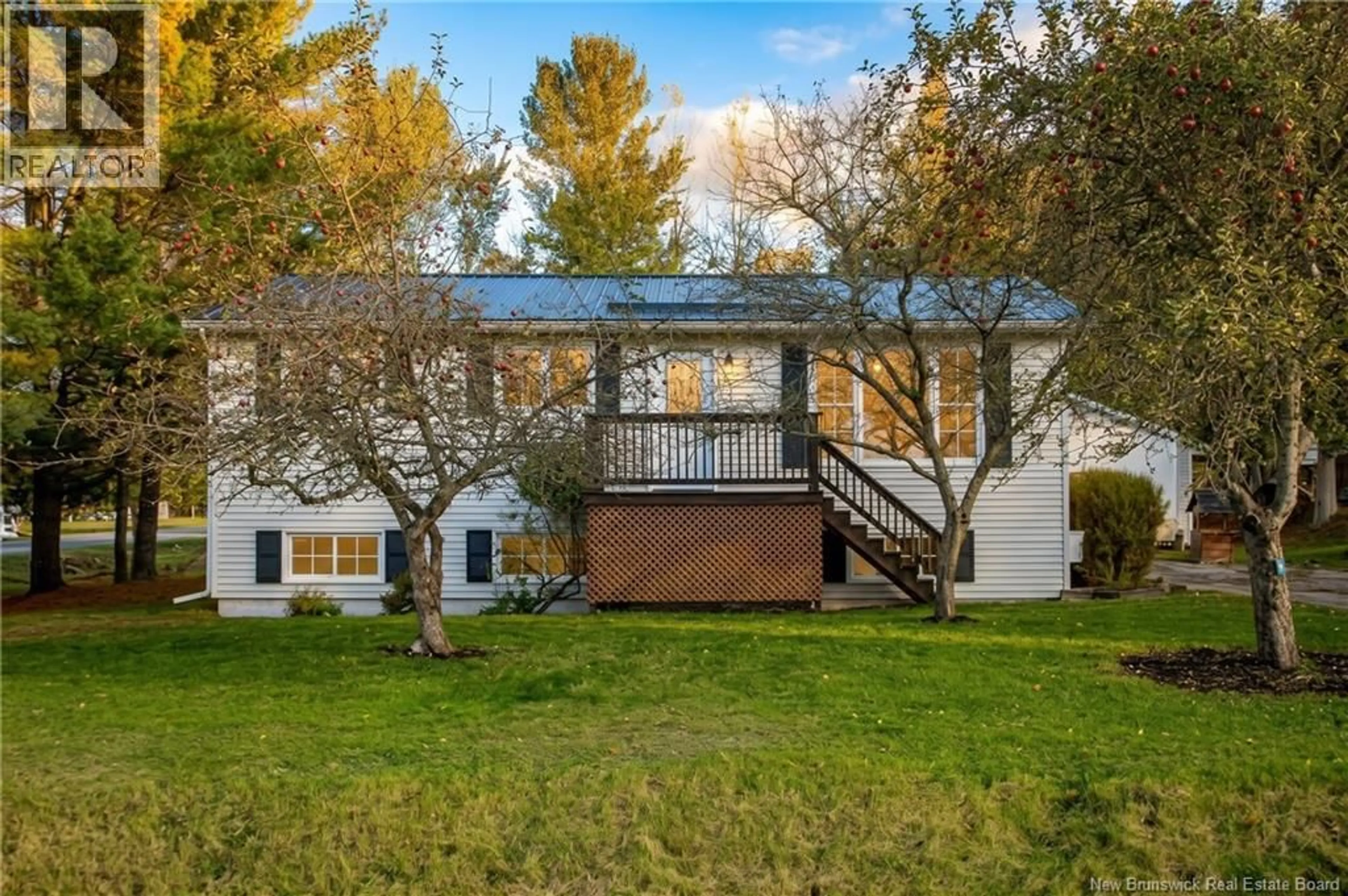 A pic from outside/outdoor area/front of a property/back of a property/a pic from drone, unknown for 70 ROBERTS LANE, Quispamsis New Brunswick E2E1B4