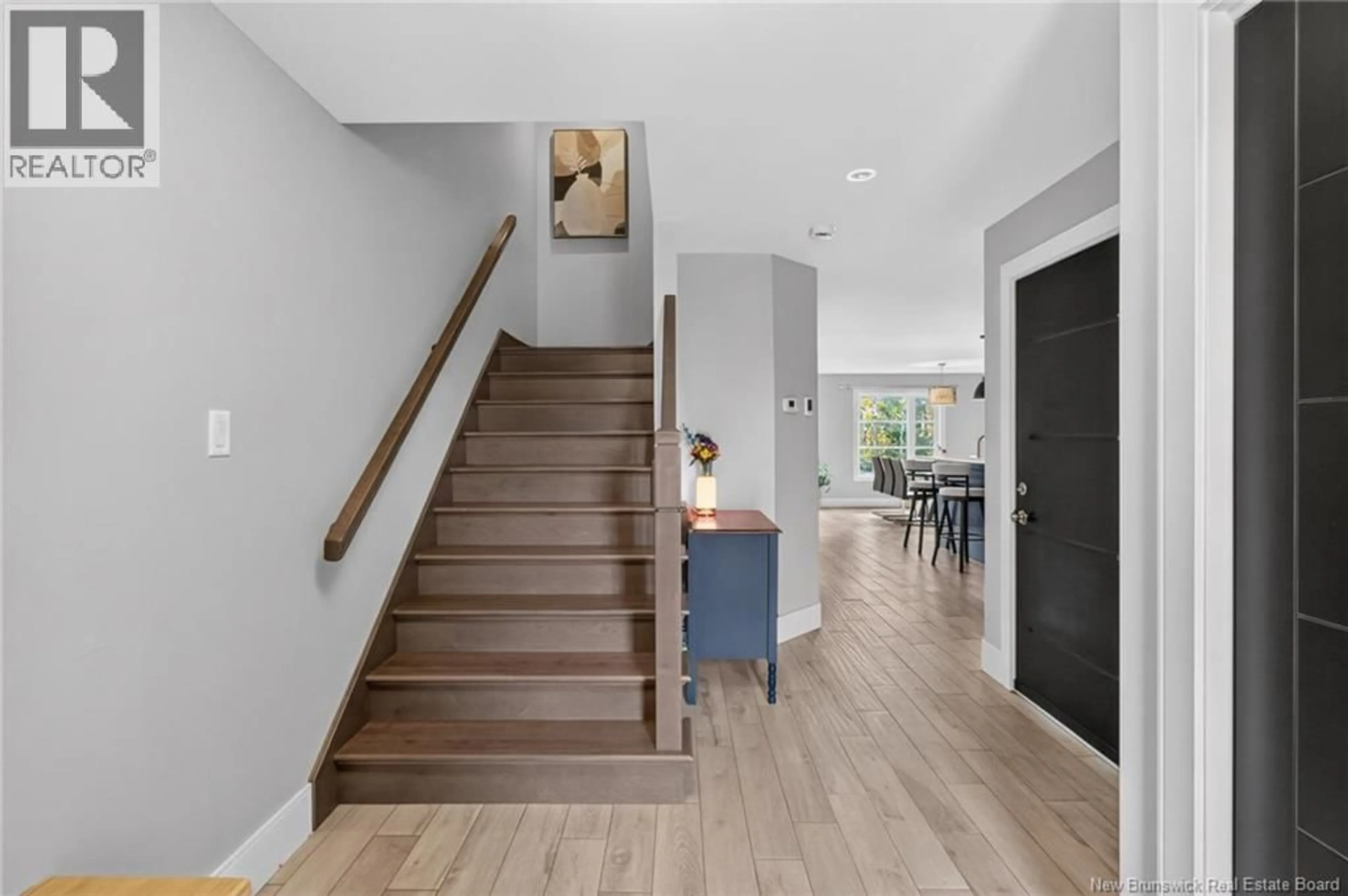 Indoor entryway for 58 FRANCFORT, Moncton New Brunswick E1G5W6