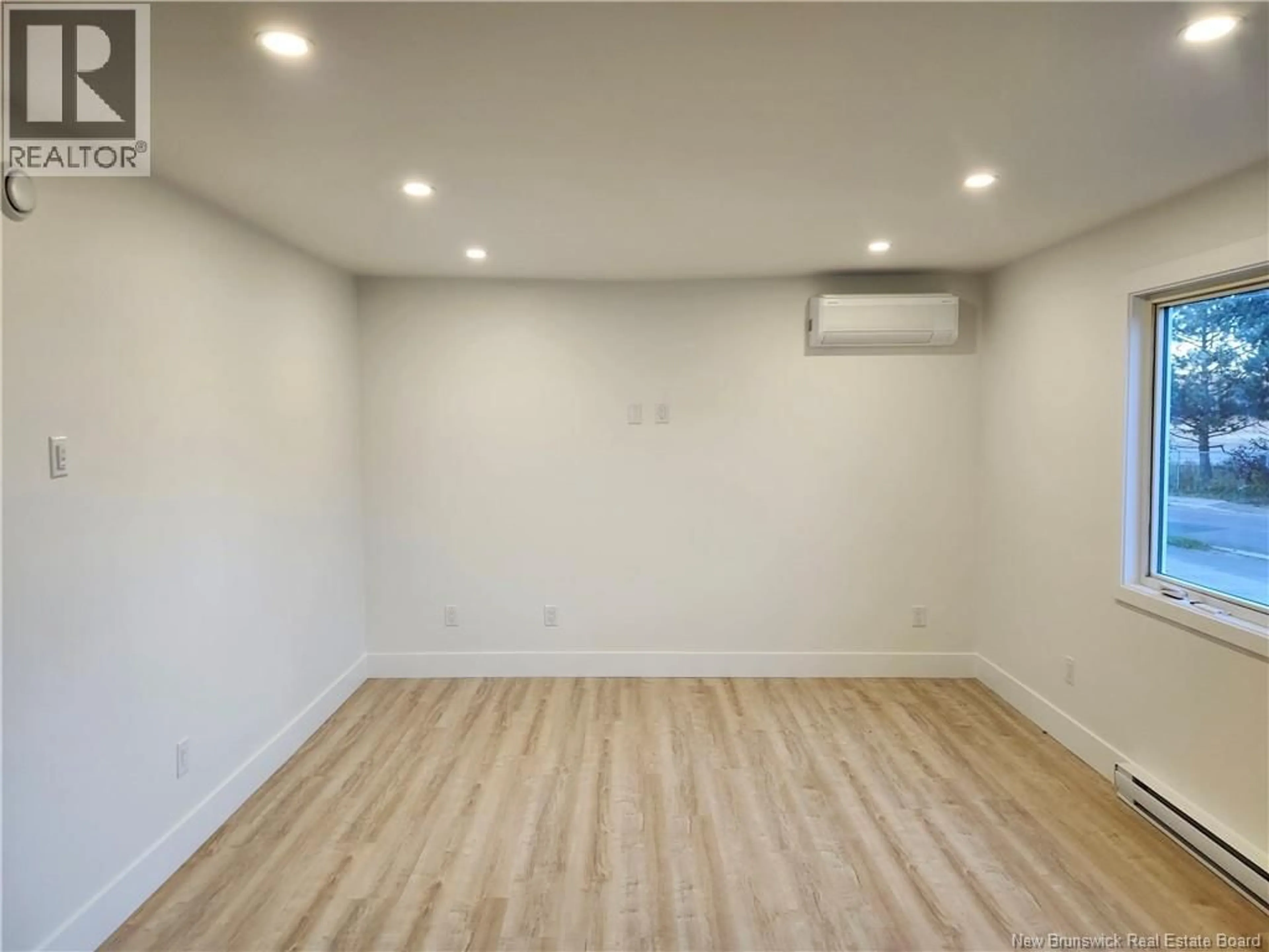 A pic of a room for 266 JONES STREET, Moncton New Brunswick E1C6K6