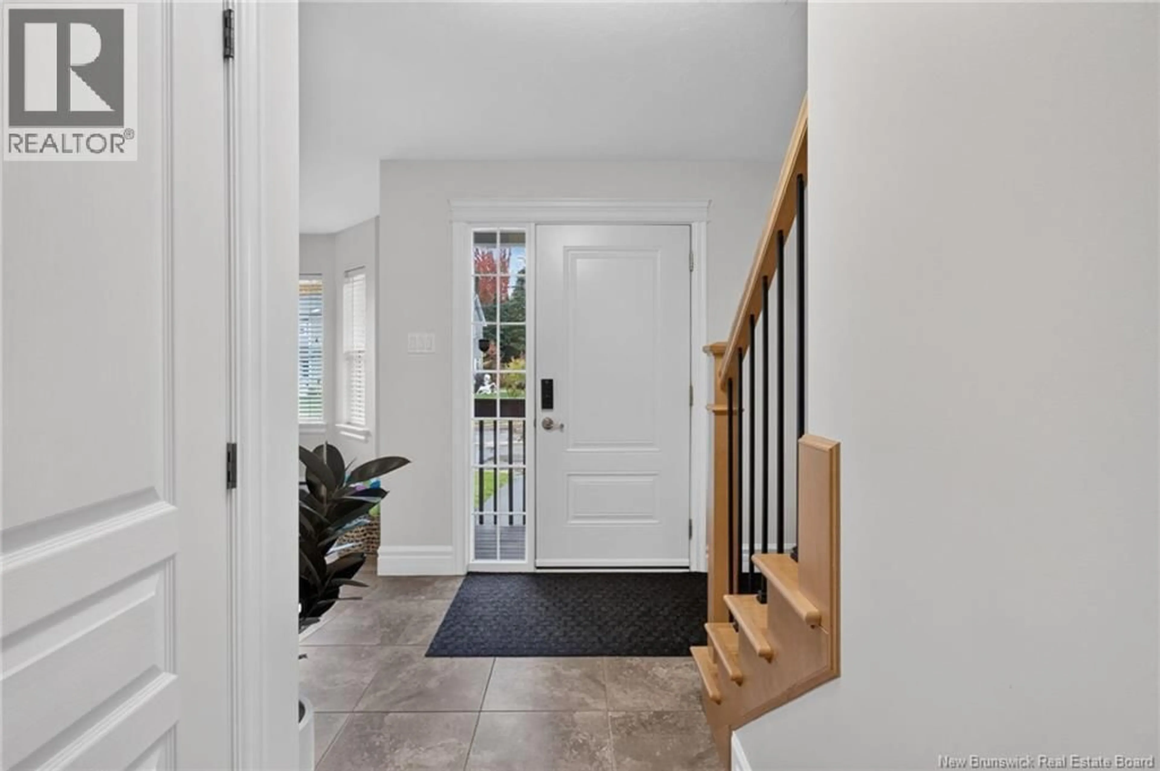 Indoor entryway for 183 BELLE FORET, Dieppe New Brunswick E1A9E6