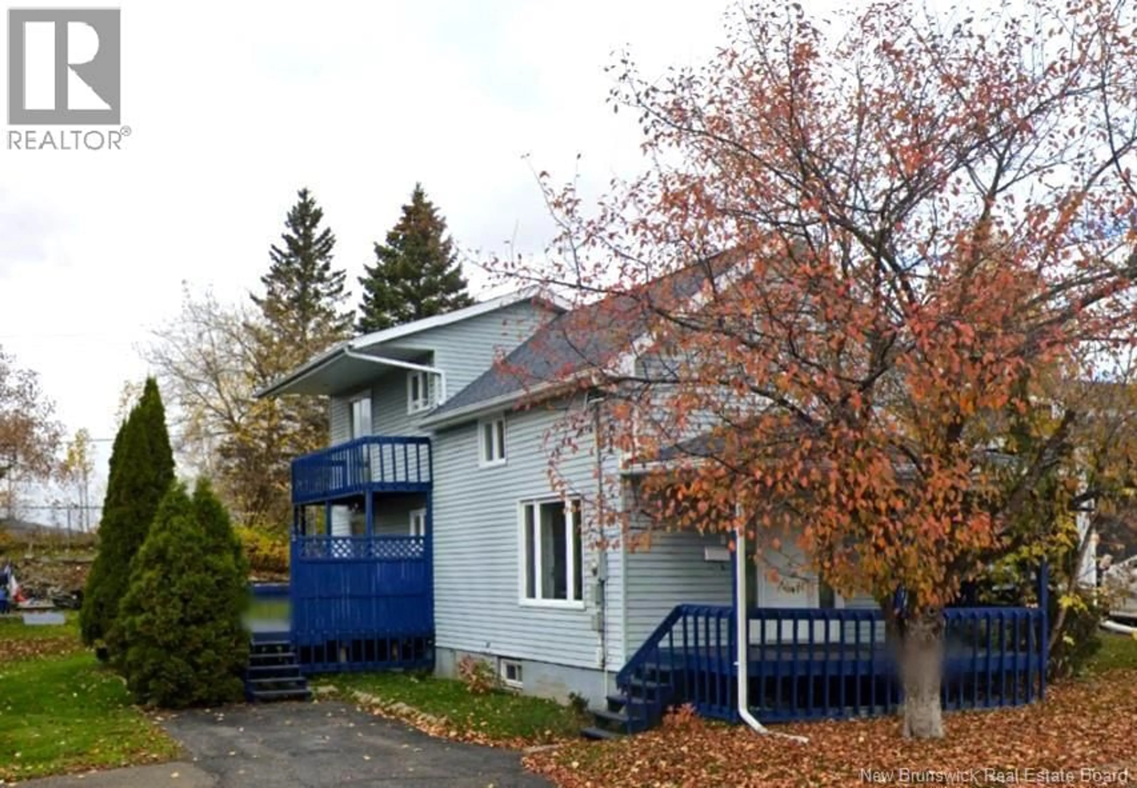 Home with vinyl exterior material, street for 108 ST-GEORGES AVENUE, Edmundston New Brunswick E3V2W2