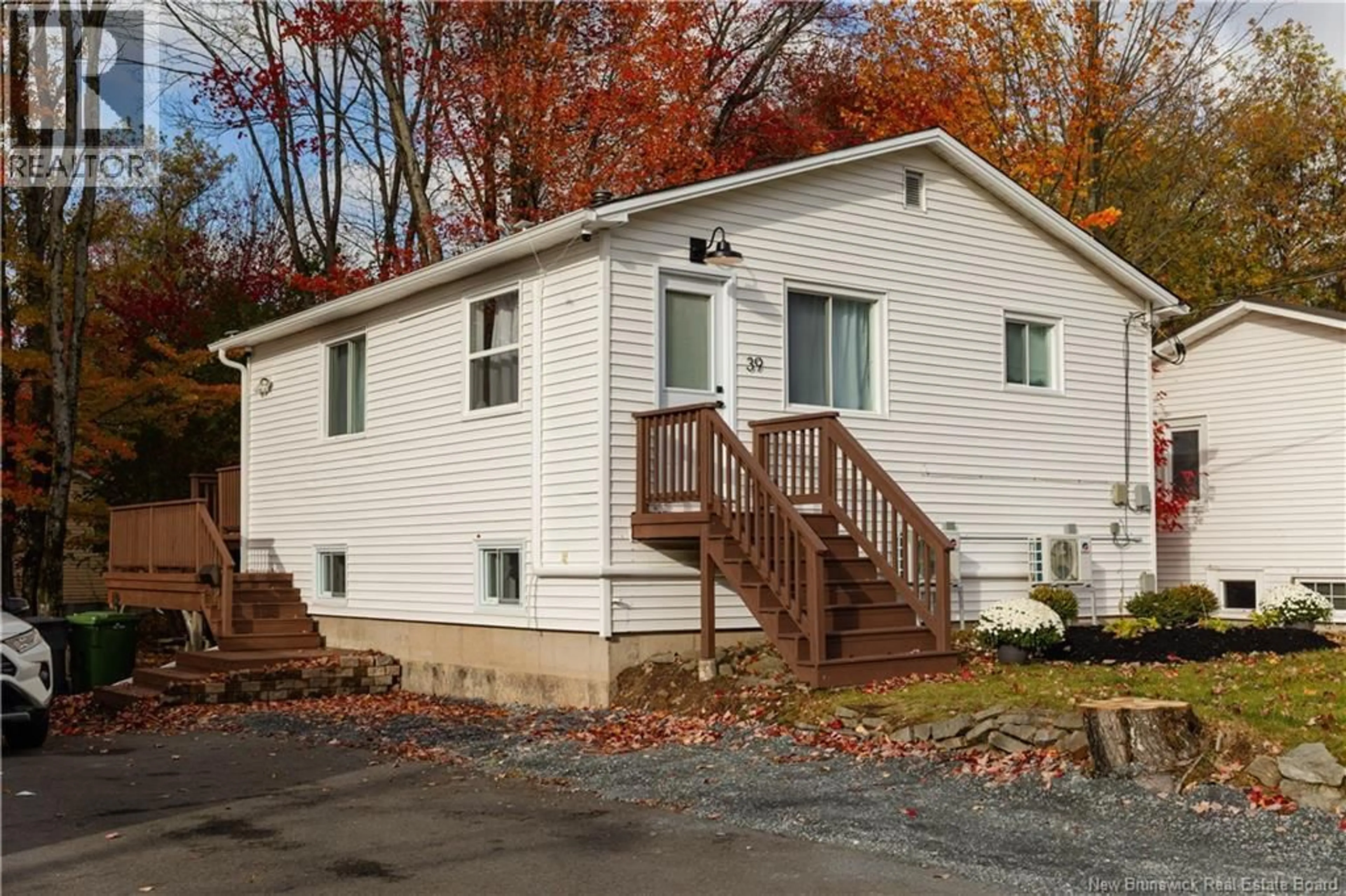 Home with vinyl exterior material, street for 39 MURRAY AVENUE, Devon New Brunswick E3A3Y6