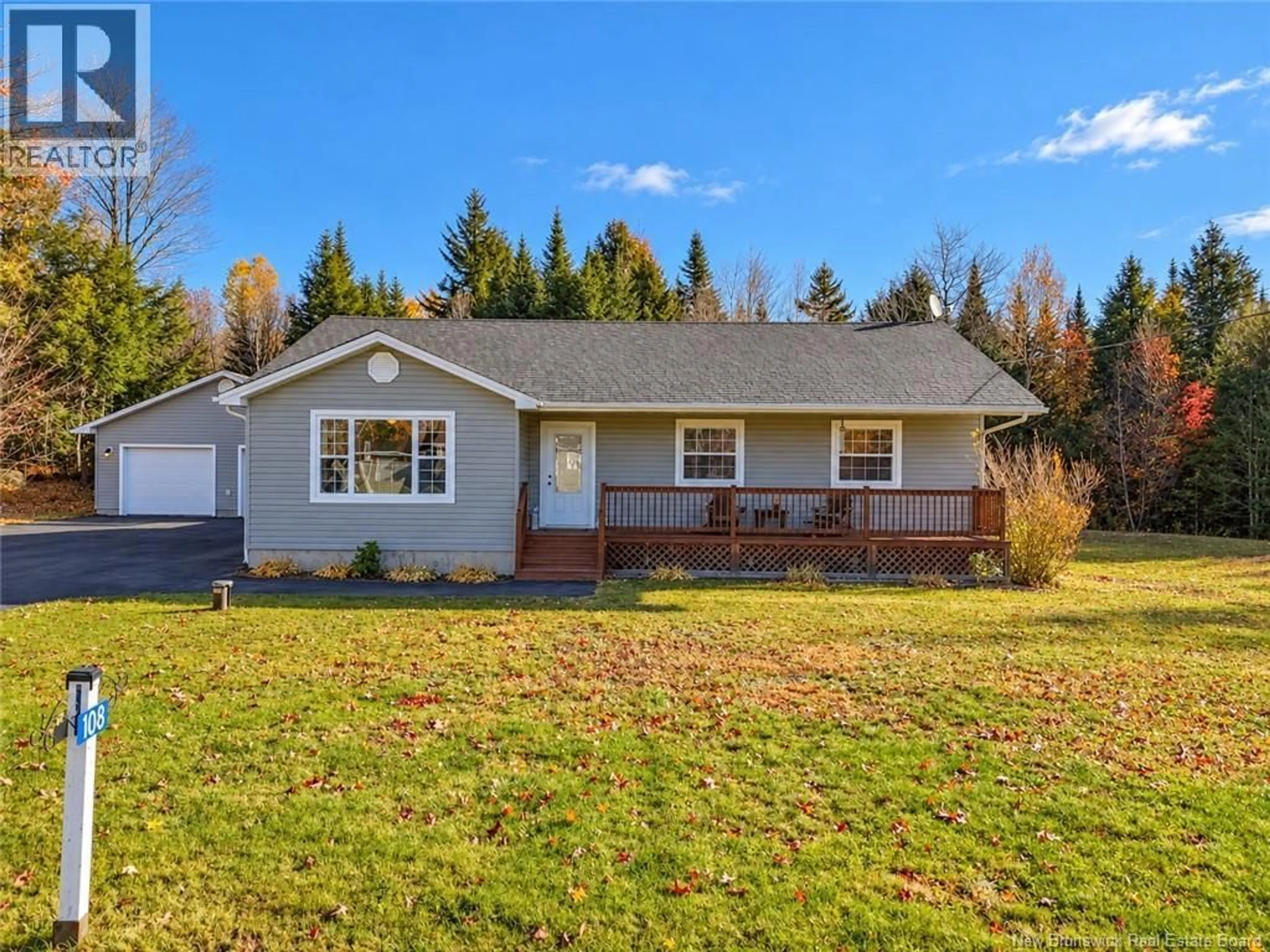 Home with vinyl exterior material, unknown for 108 ROUTE 628, Penniac New Brunswick E3A8X3