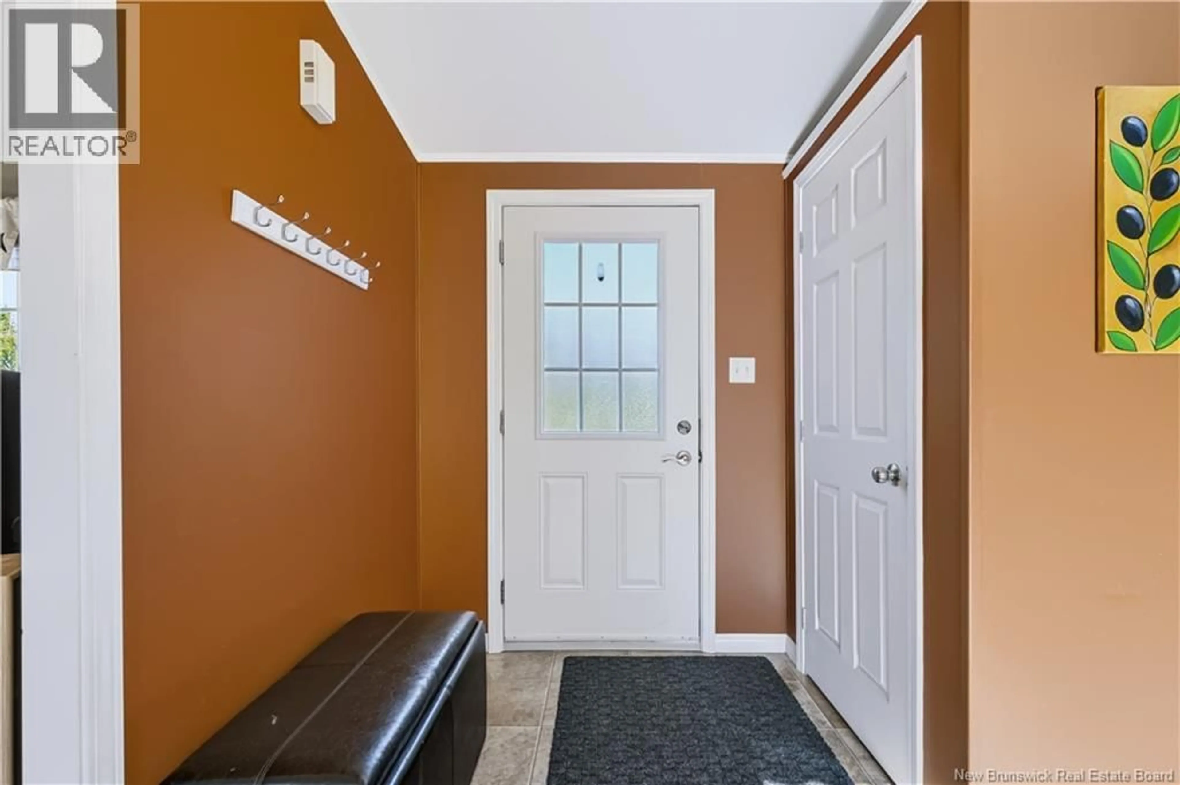 Indoor entryway for 34 WENDY CRESCENT, Rusagonis New Brunswick E3B0L5