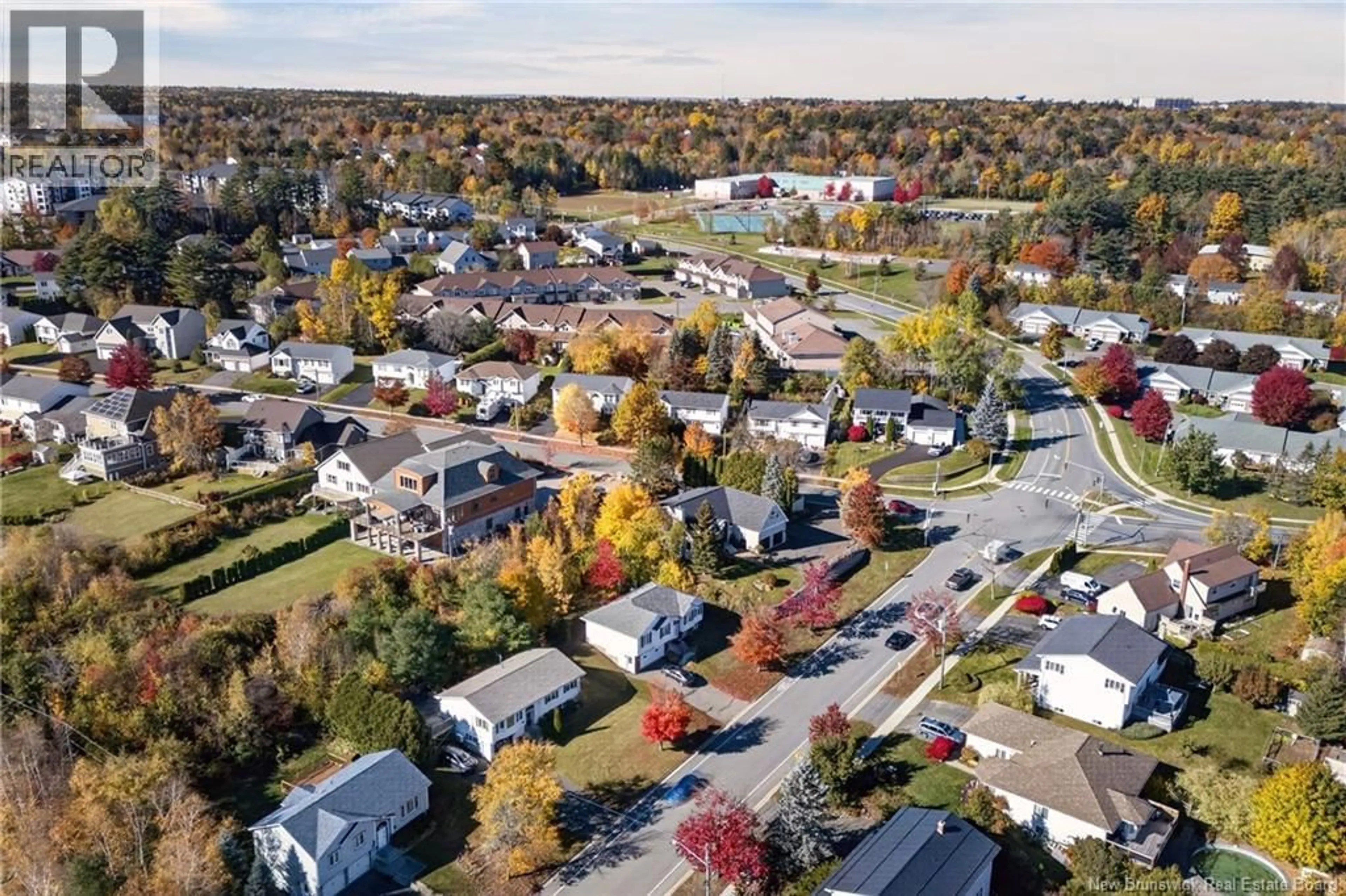 A pic from outside/outdoor area/front of a property/back of a property/a pic from drone, street for 372 KIMBLE DRIVE, Fredericton New Brunswick E3B6Y5