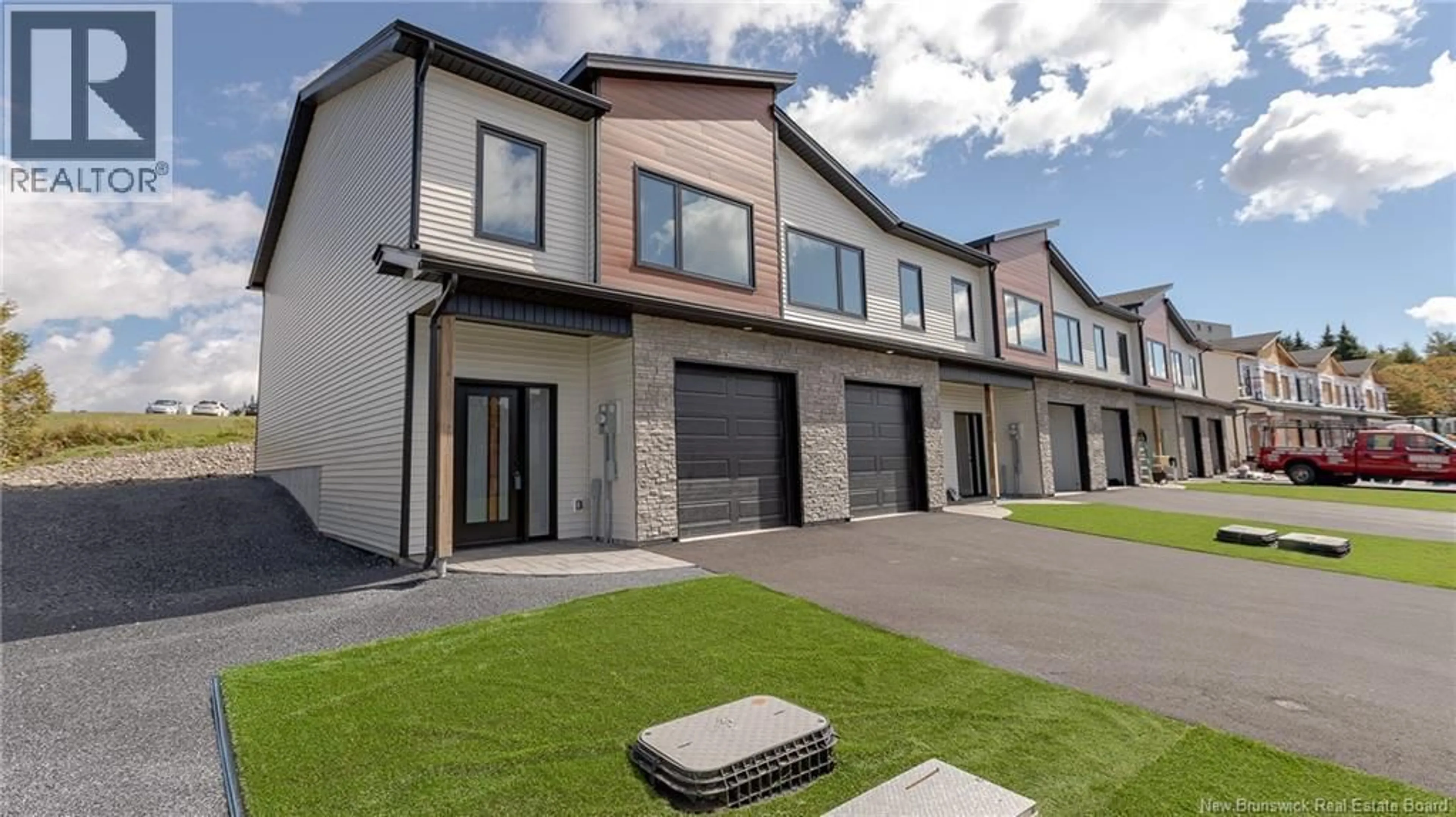 Unknown for 50 OAKHILL CRESCENT, Saint John New Brunswick E2J4M4