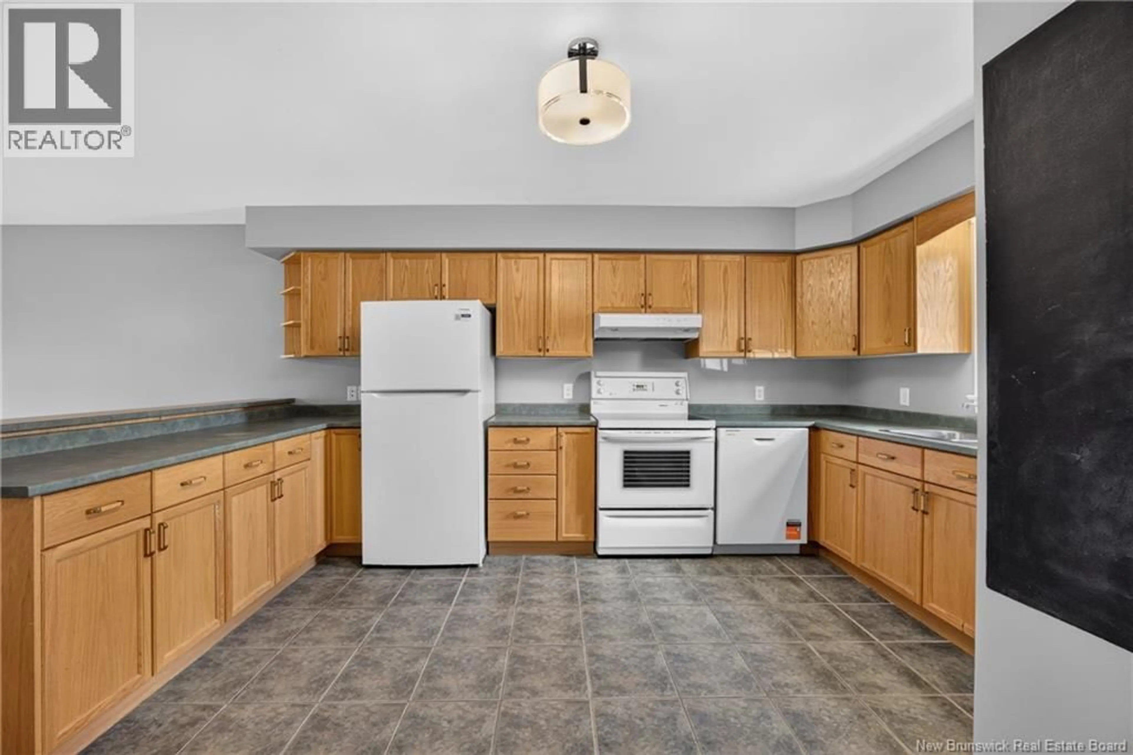 Standard kitchen, ceramic/tile floor for 9 - 516 RIVERSIDE DRIVE DRIVE, Fredericton New Brunswick E3A8C2