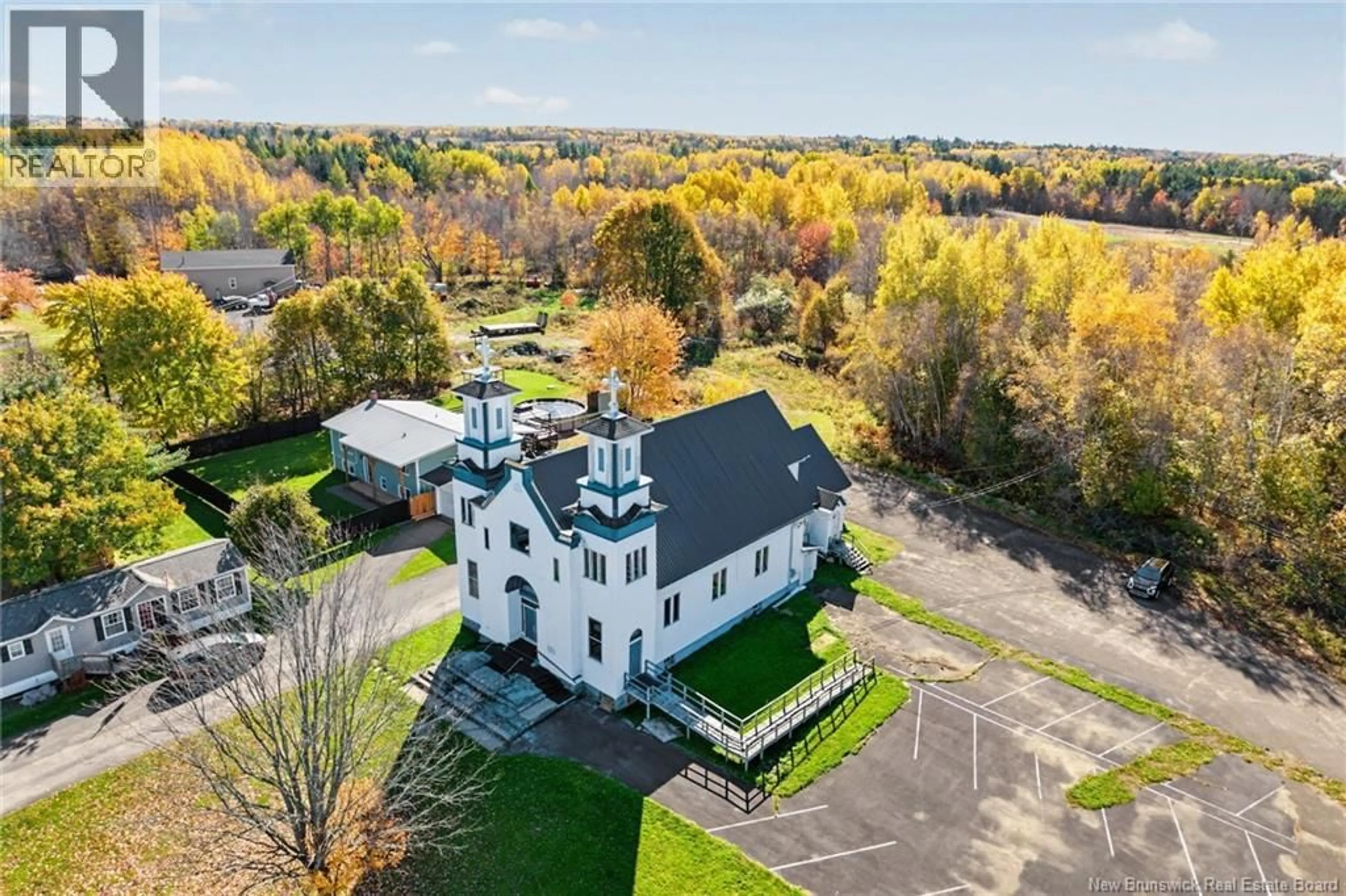 A pic from outside/outdoor area/front of a property/back of a property/a pic from drone, building for 48 KING STREET, Chipman New Brunswick E4A2H7