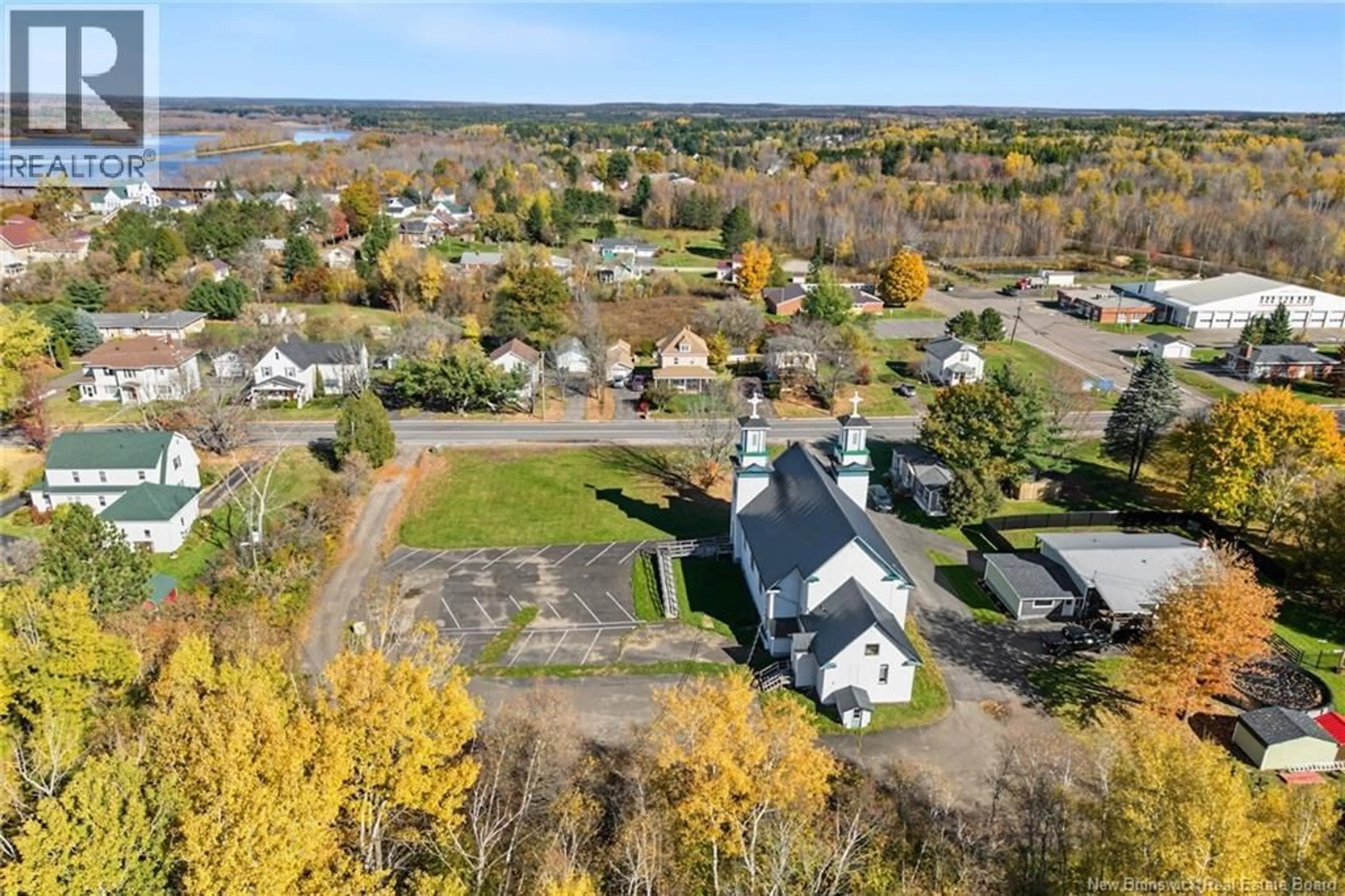 A pic from outside/outdoor area/front of a property/back of a property/a pic from drone, street for 48 KING STREET, Chipman New Brunswick E4A2H7