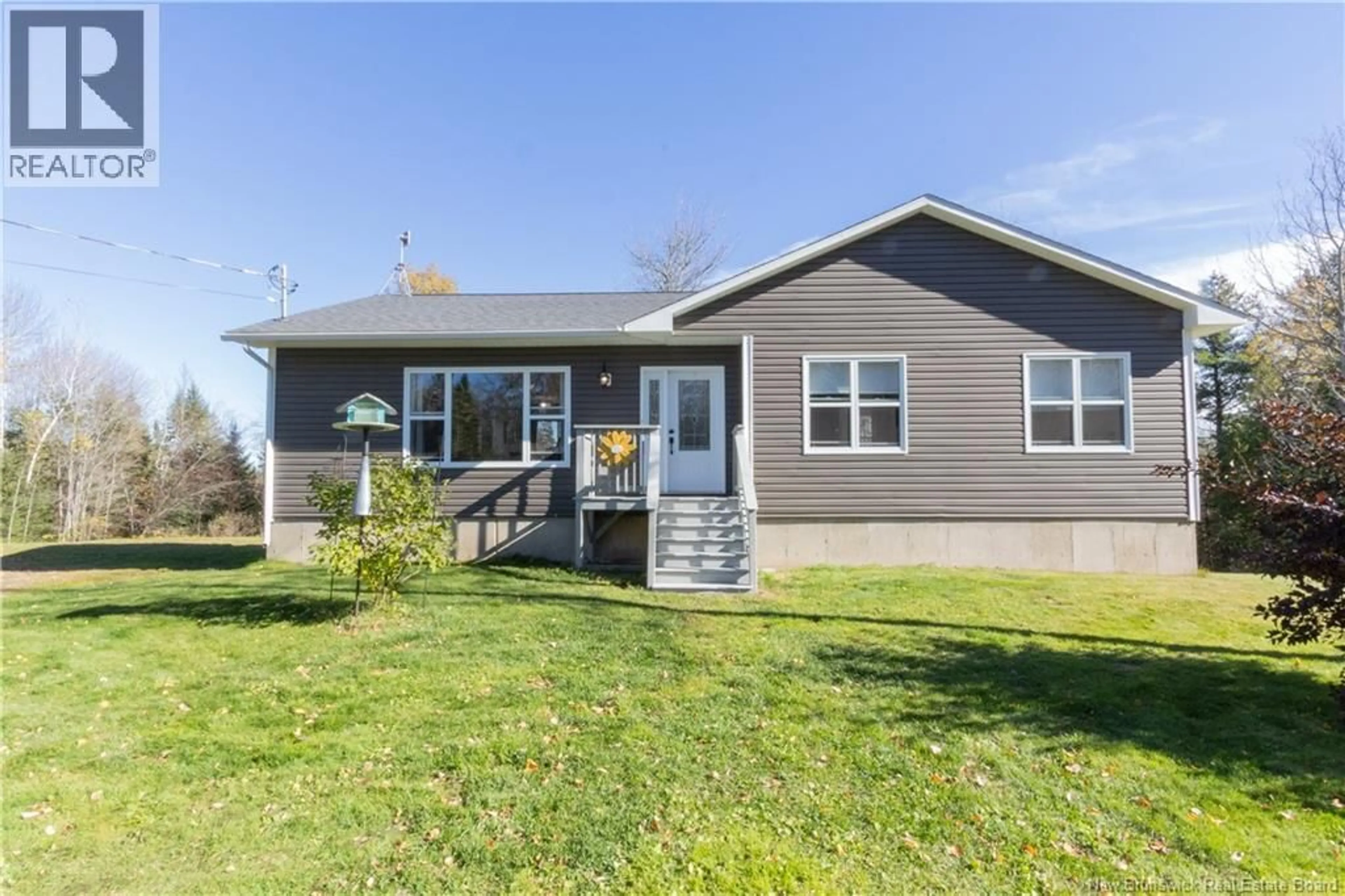 Home with vinyl exterior material, street for 521 ROUTE 3, Smithfield New Brunswick E6K2T3