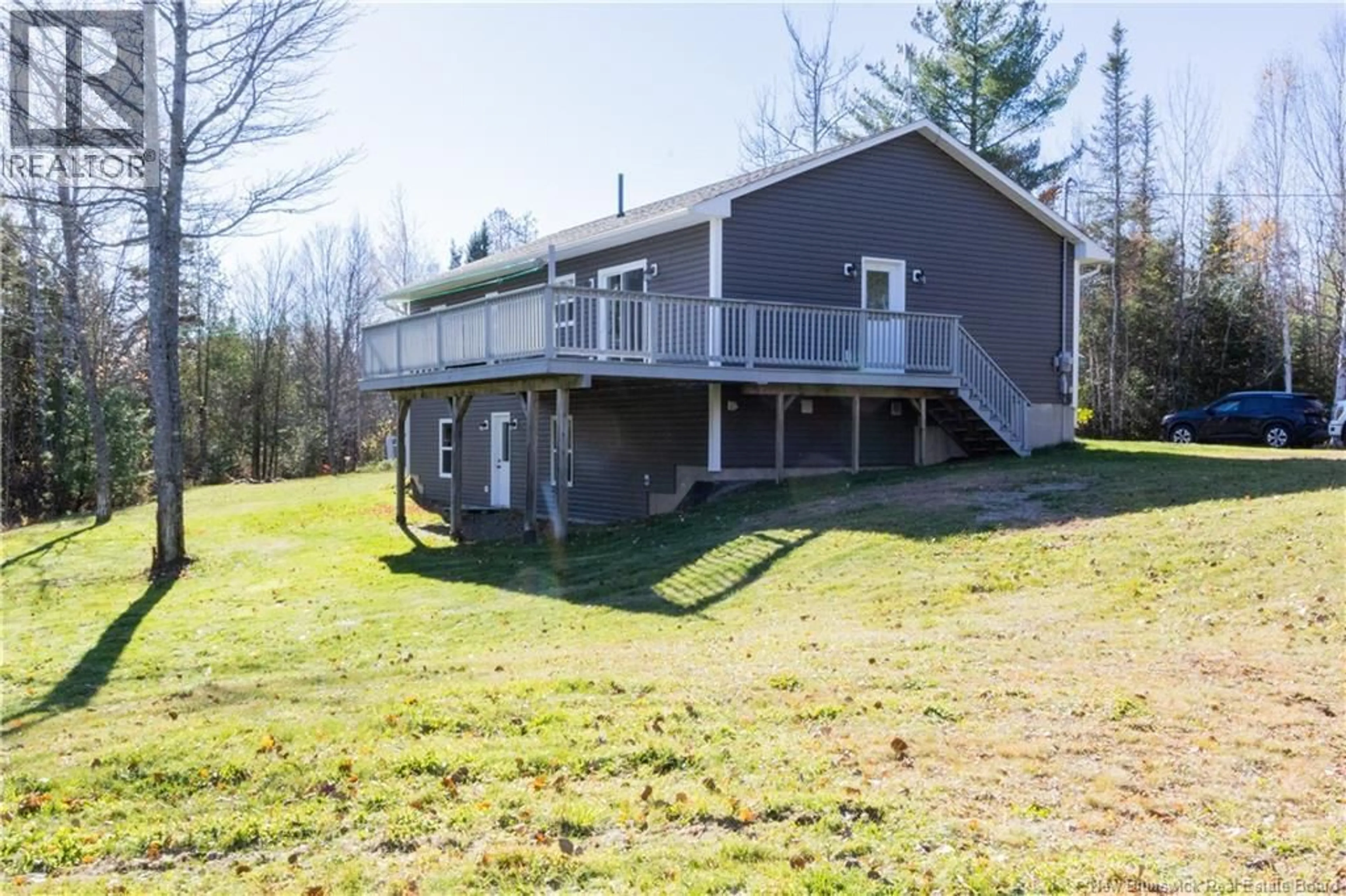 A pic from outside/outdoor area/front of a property/back of a property/a pic from drone, water/lake/river/ocean view for 521 ROUTE 3, Smithfield New Brunswick E6K2T3