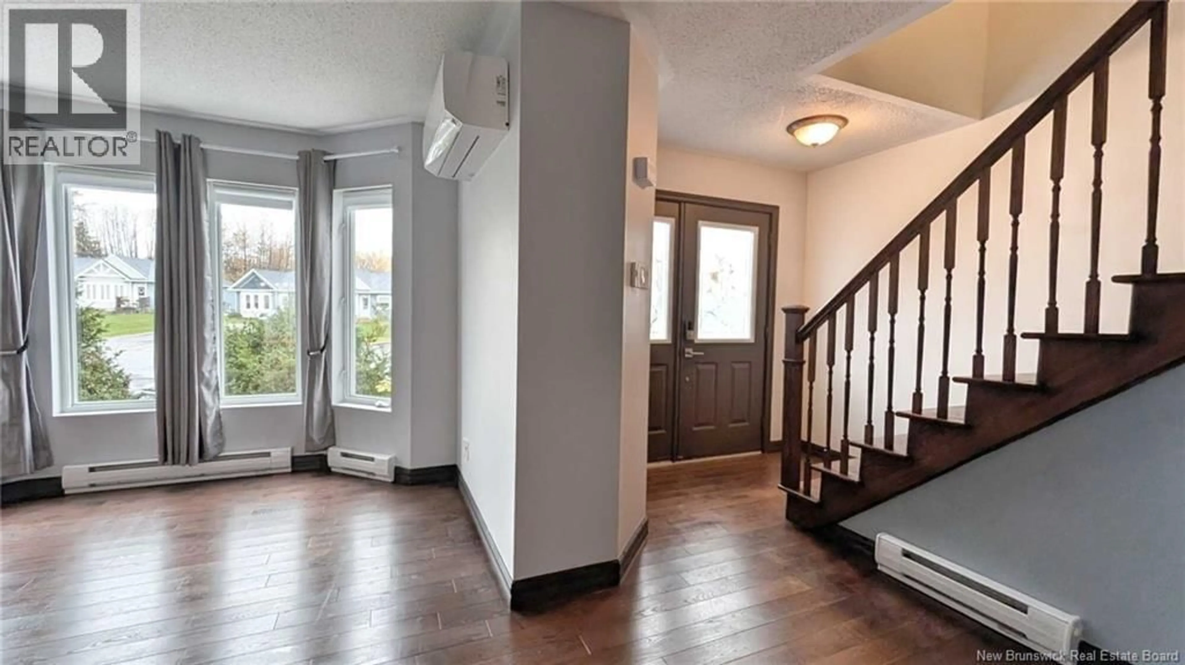 Indoor entryway for 1091 WESTBROOK COURT, Bathurst New Brunswick E2A4X1