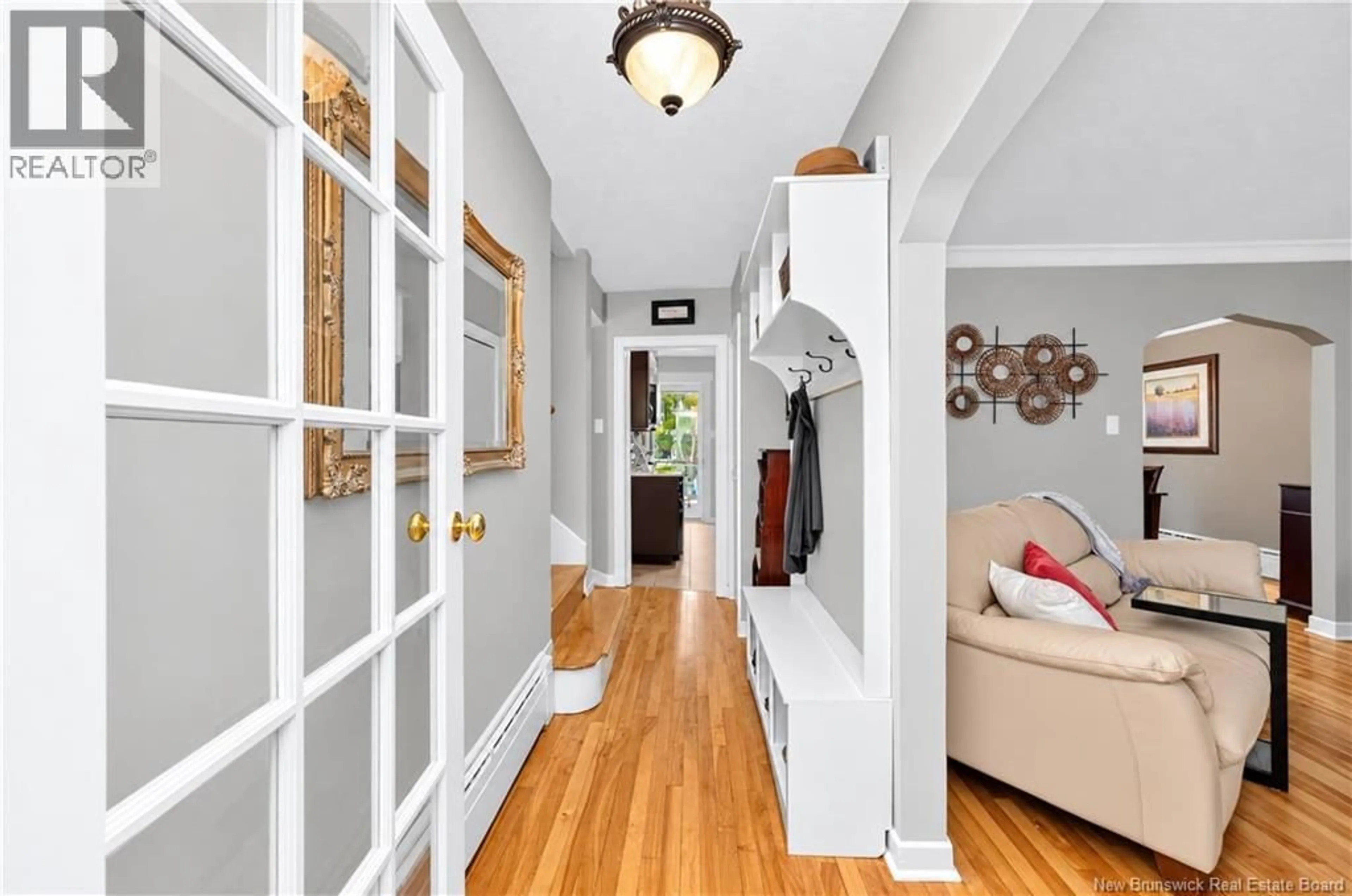 Indoor entryway for 17 GRANDVIEW DRIVE, Moncton New Brunswick E1E3J9