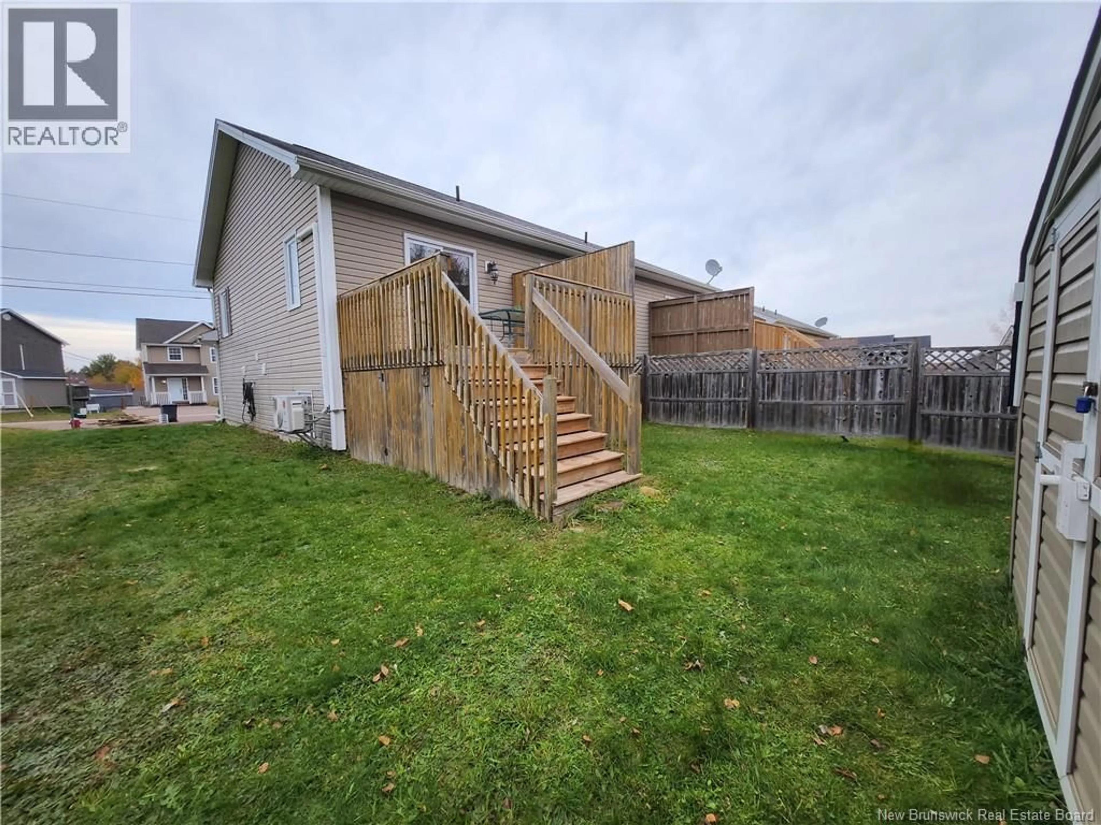 Unknown for 897 BERNARD STREET, Dieppe New Brunswick E1A4A6