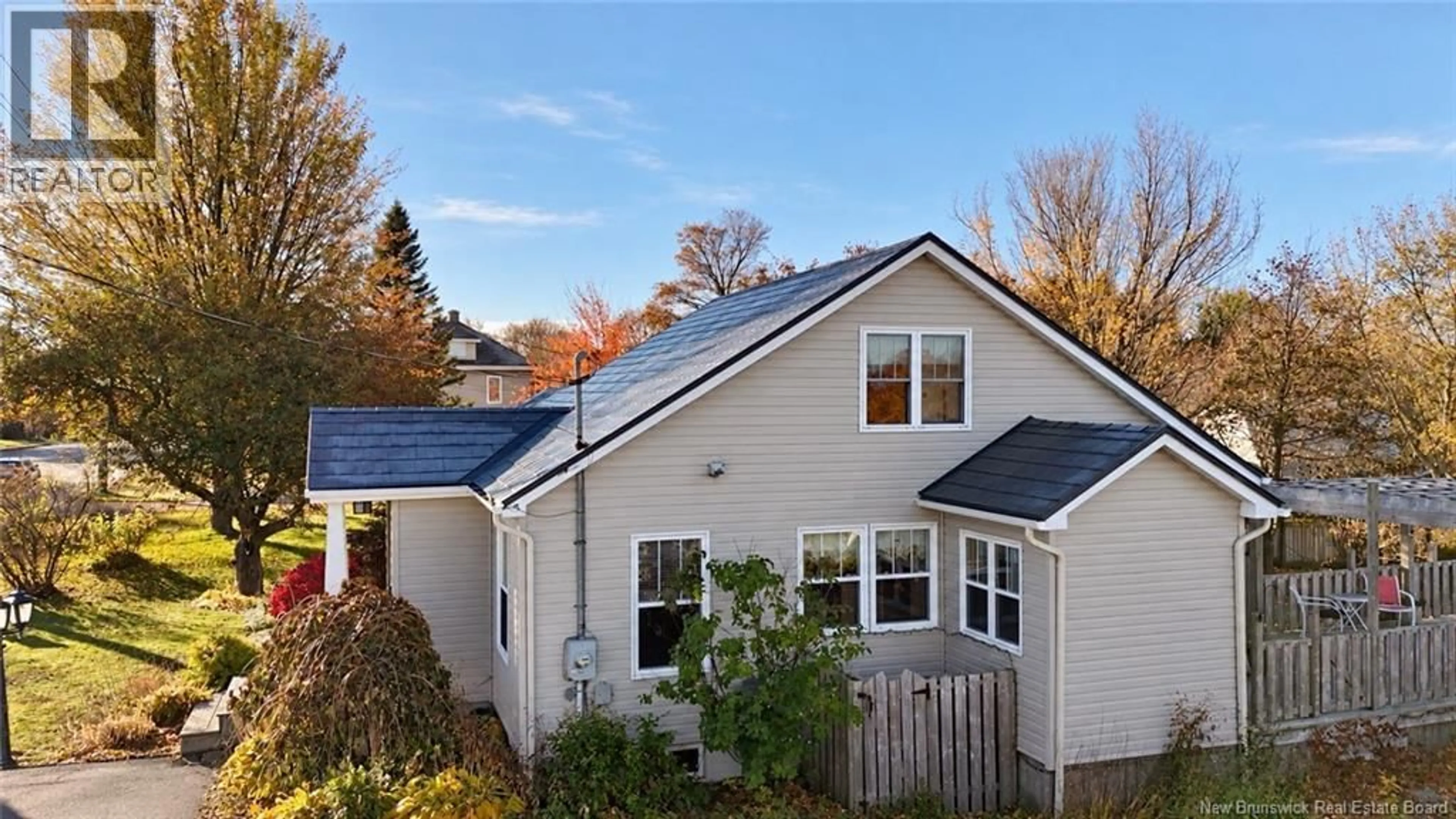 Home with vinyl exterior material, street for 503 AMIRAULT, Dieppe New Brunswick E1A1E7