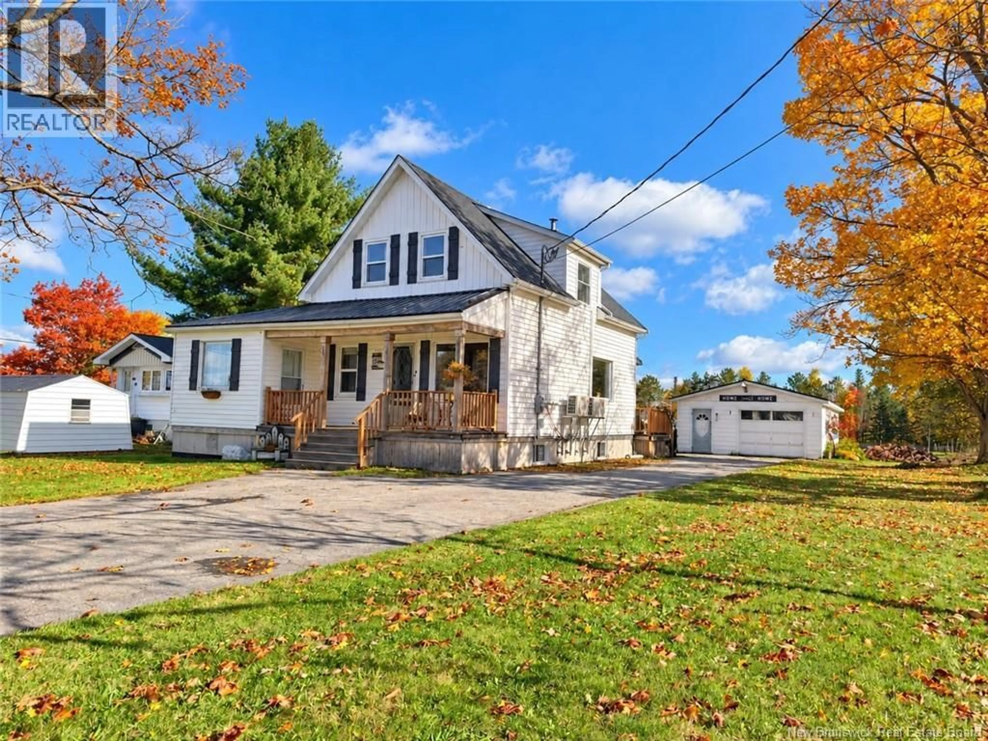 Home with vinyl exterior material, street for 20 ST JOSEPH, Rogersville New Brunswick E4Y2H2