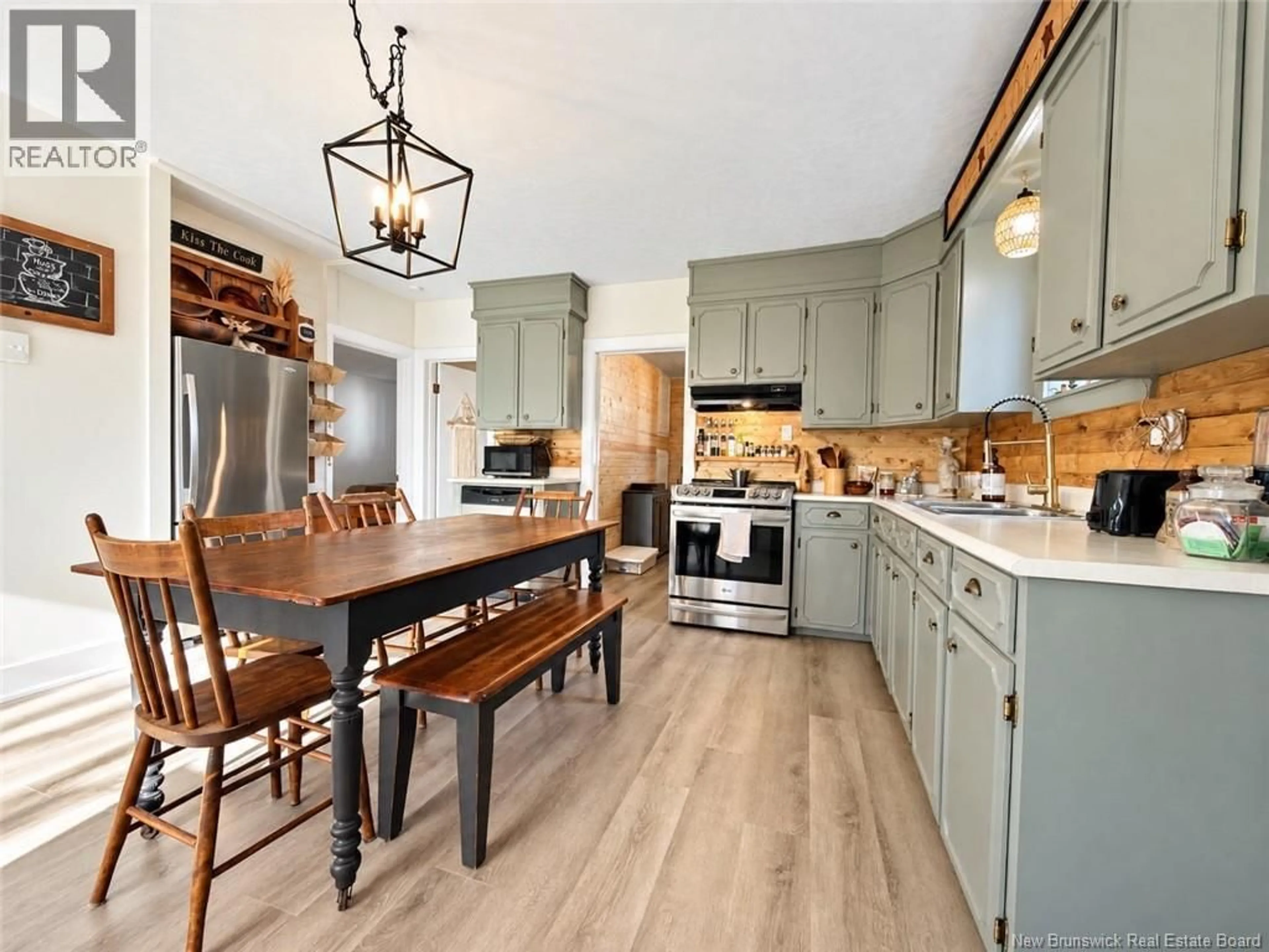 Open concept kitchen, unknown for 20 ST JOSEPH, Rogersville New Brunswick E4Y2H2