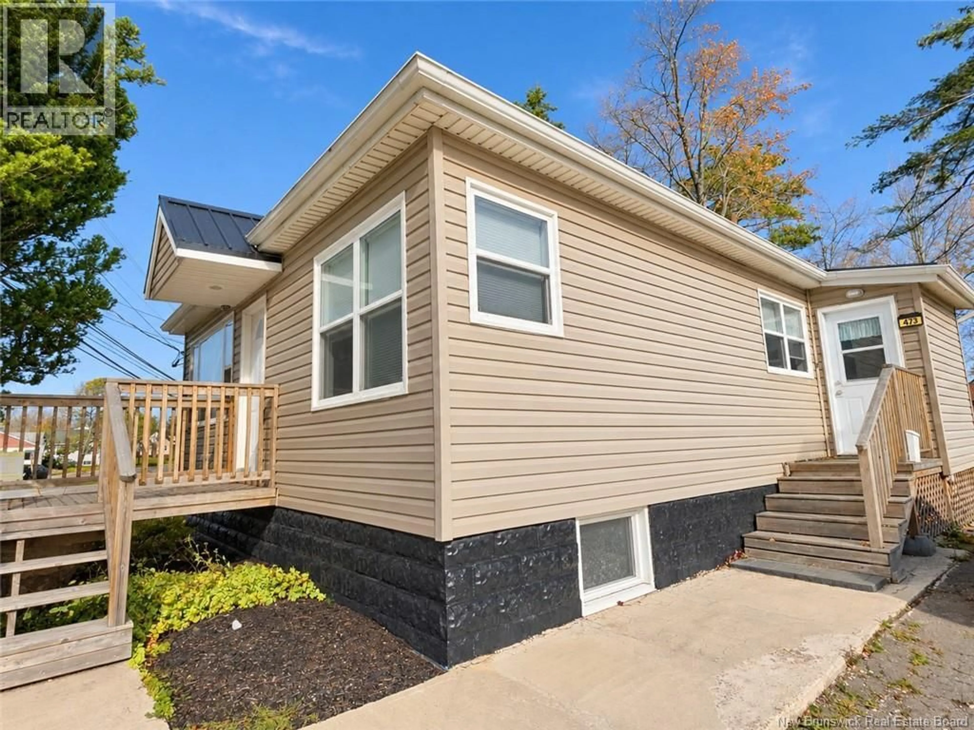 Home with vinyl exterior material, street for 473 ELMWOOD DRIVE, Moncton New Brunswick E1A2X4
