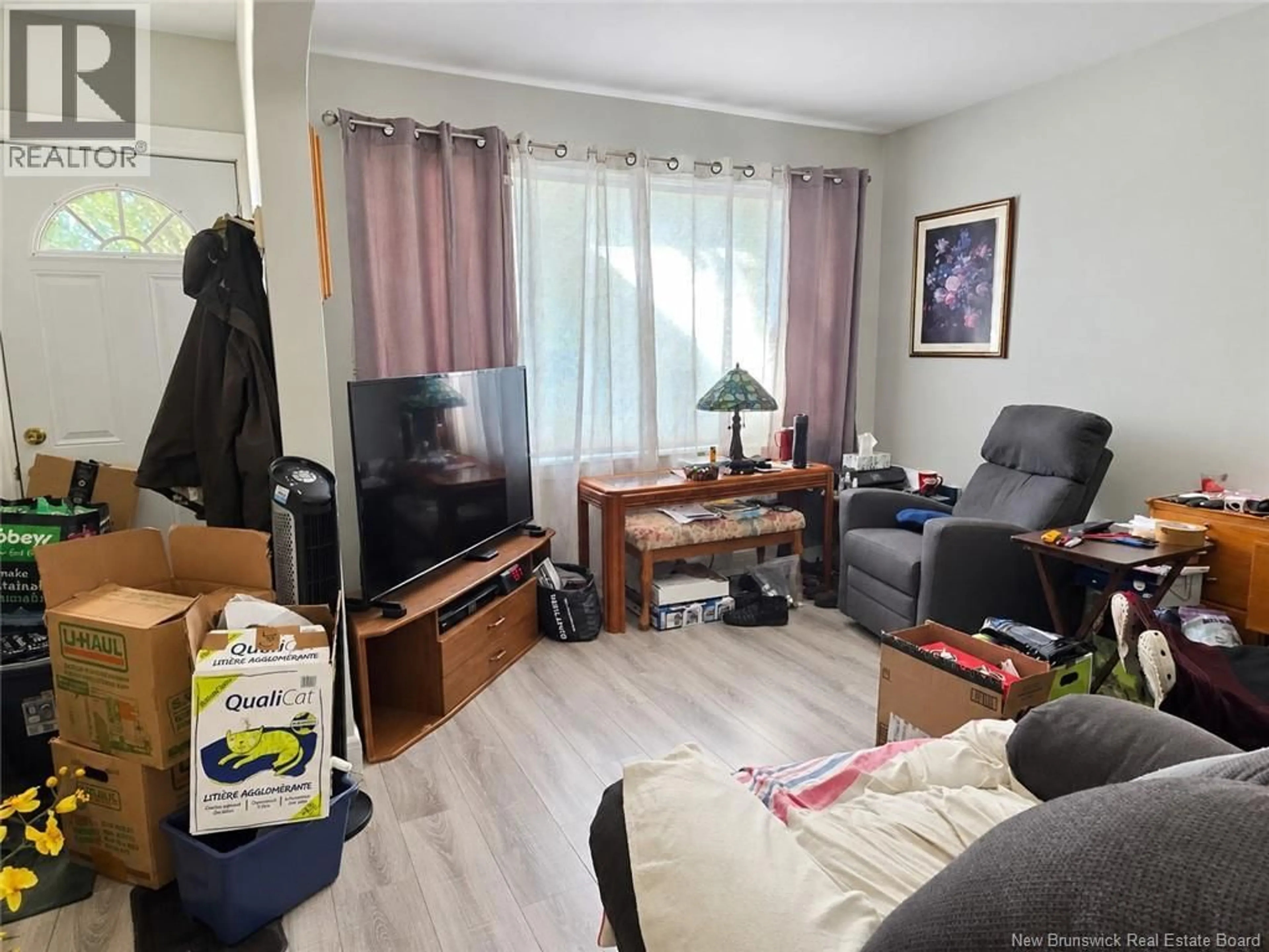 A pic of a room for 473 ELMWOOD DRIVE, Moncton New Brunswick E1A2X4