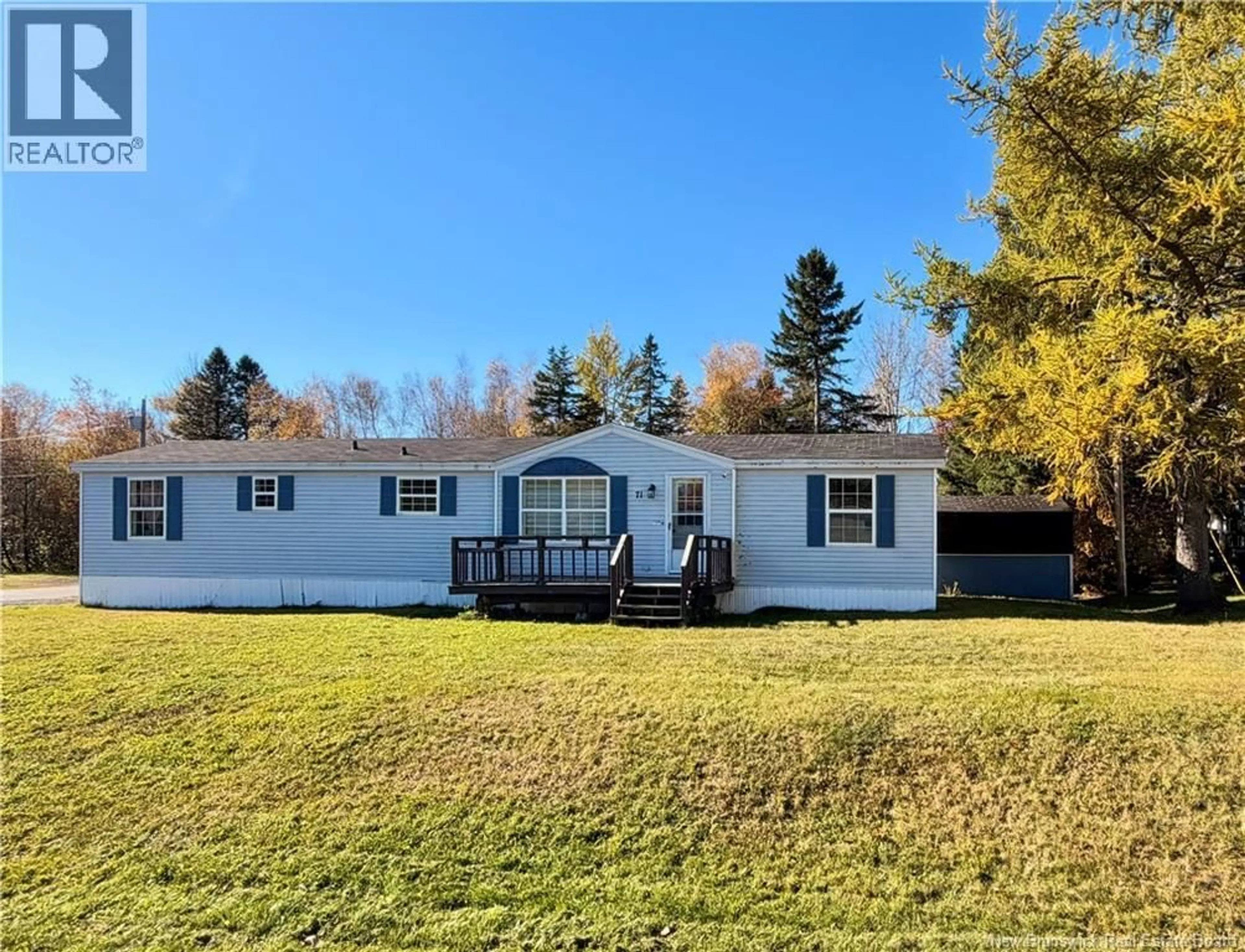 Home with vinyl exterior material, unknown for 71 TRAVIS STREET, Miramichi New Brunswick E1V6A3